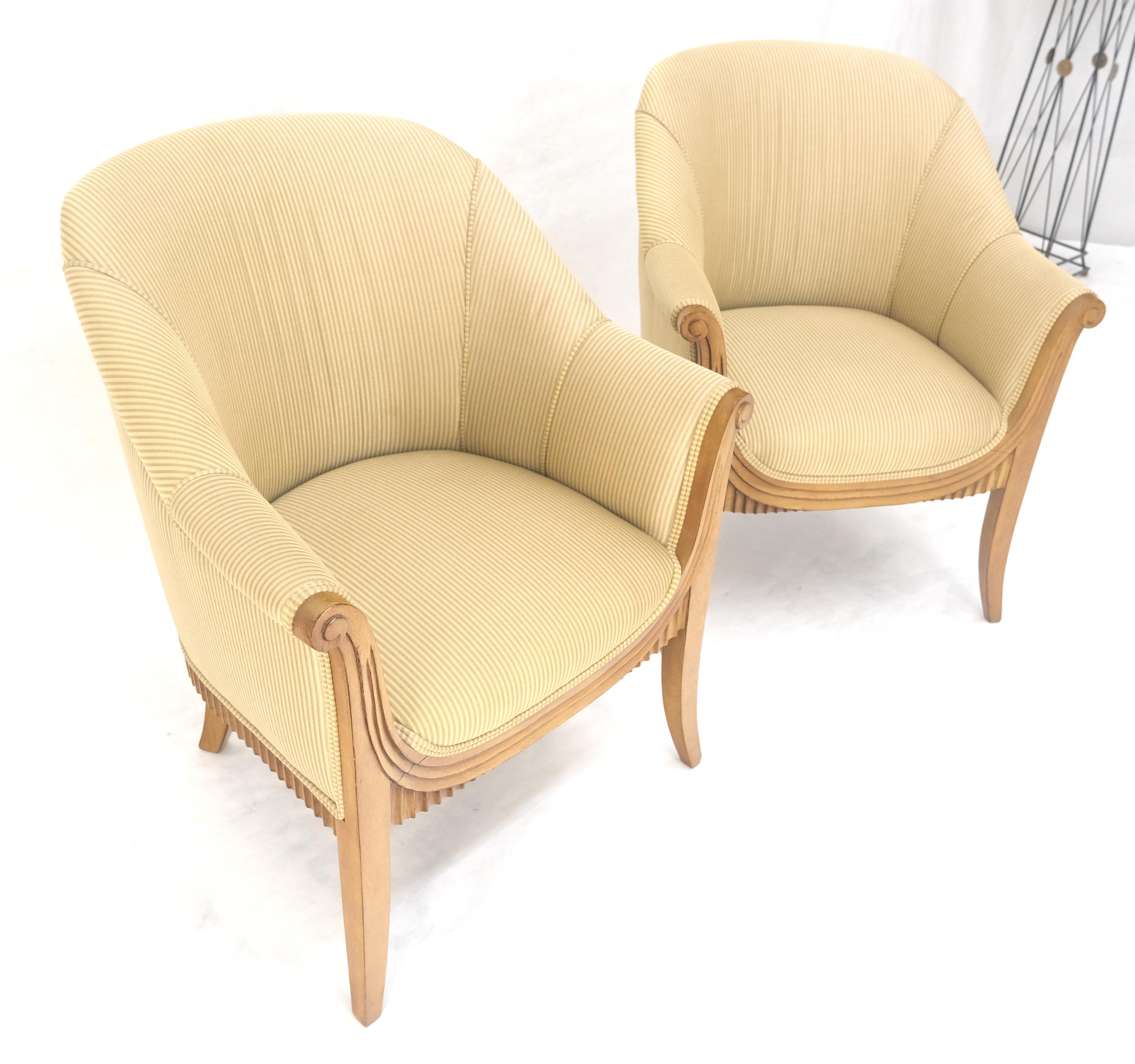 c.1940s Pair Leon Jallot Atr. Carved Scallop Edge Bergere Arm Lounge Chairs MINT For Sale 2