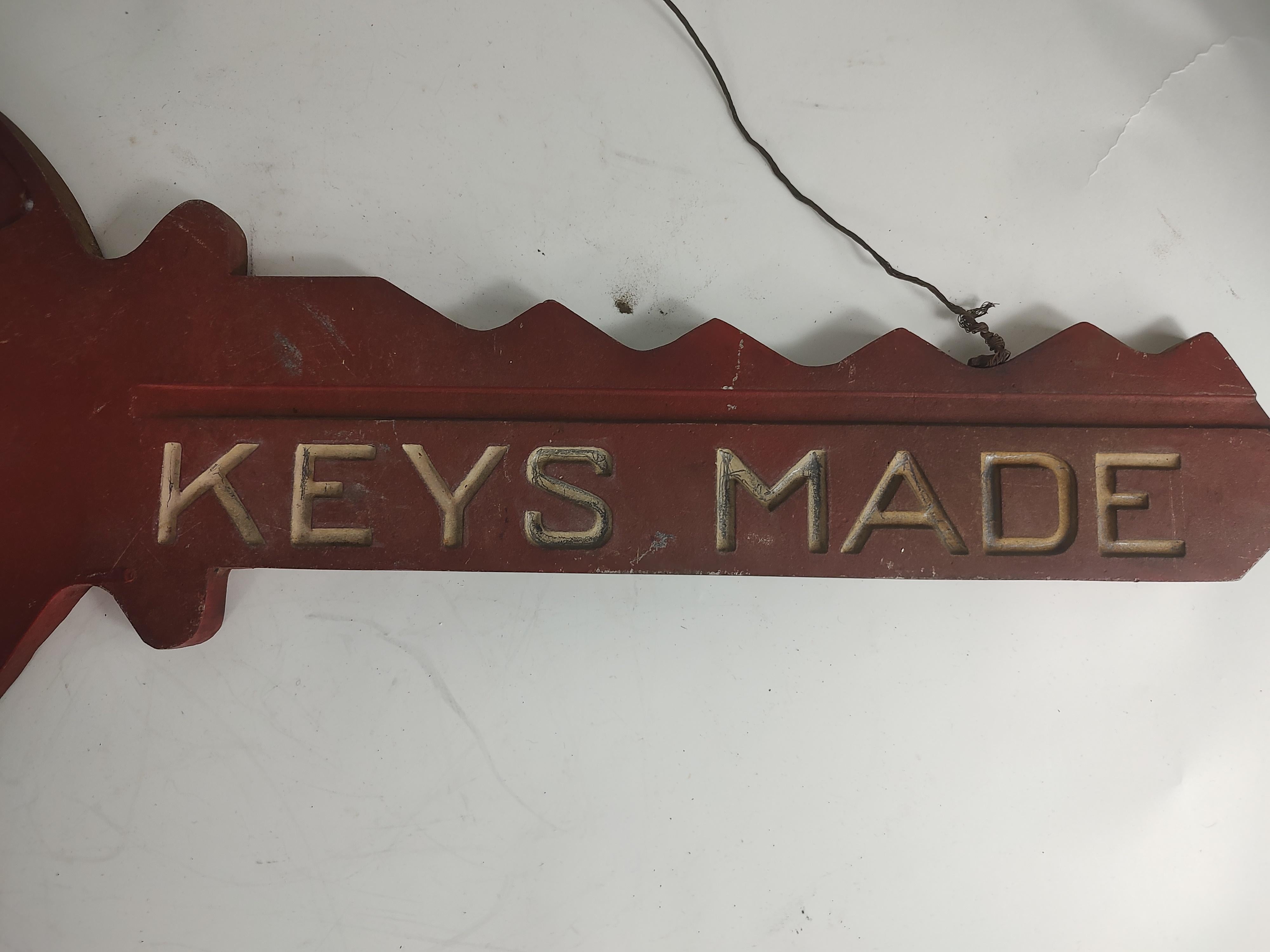 C1945 Cast Aluminum Trade Sign Form of a Key Keil Charlestown N.H. Keys Made In Good Condition For Sale In Port Jervis, NY