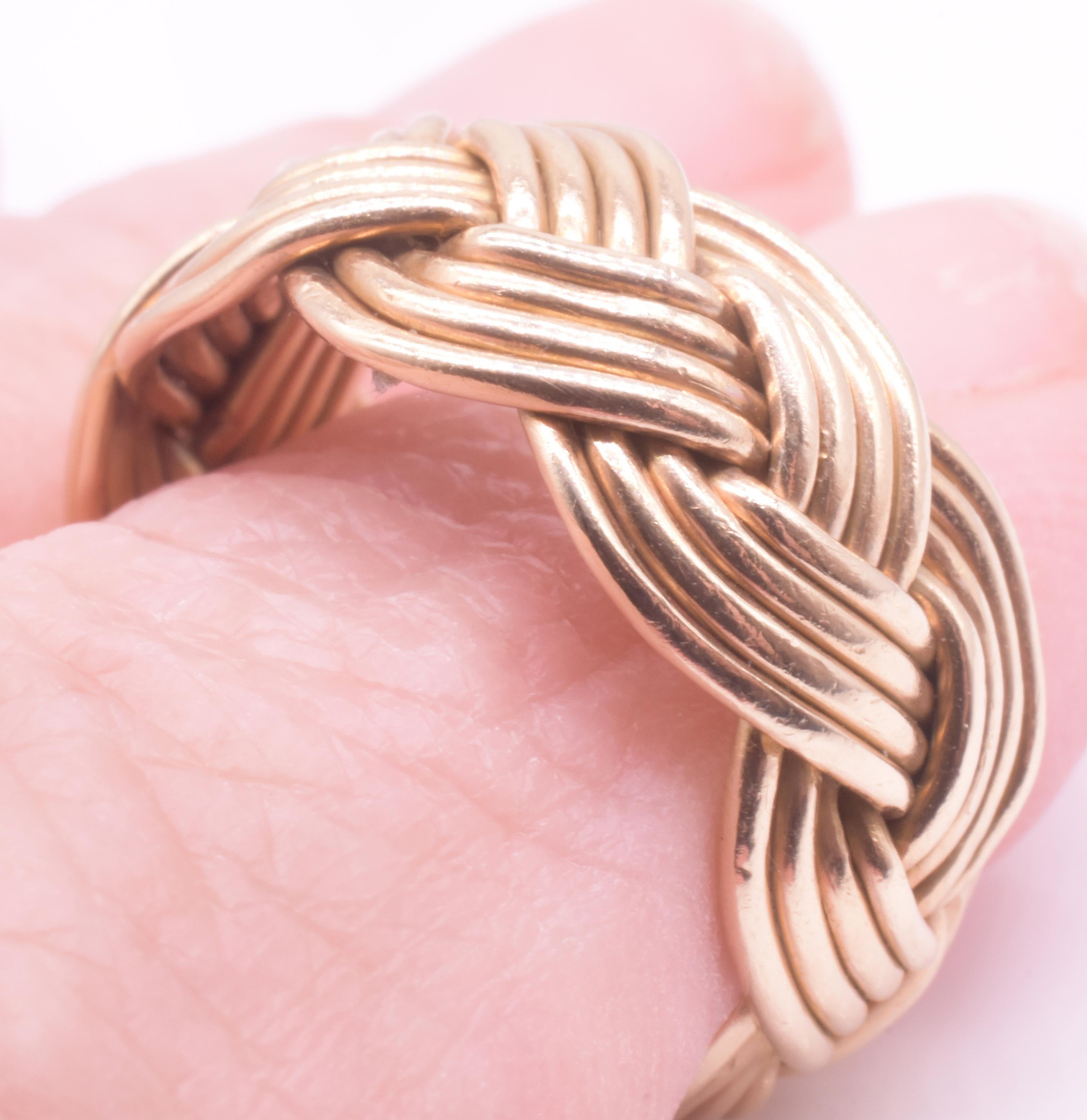 C1950 Anillo de banda trenzada con cabeza de turco de 14 quilates en venta 4