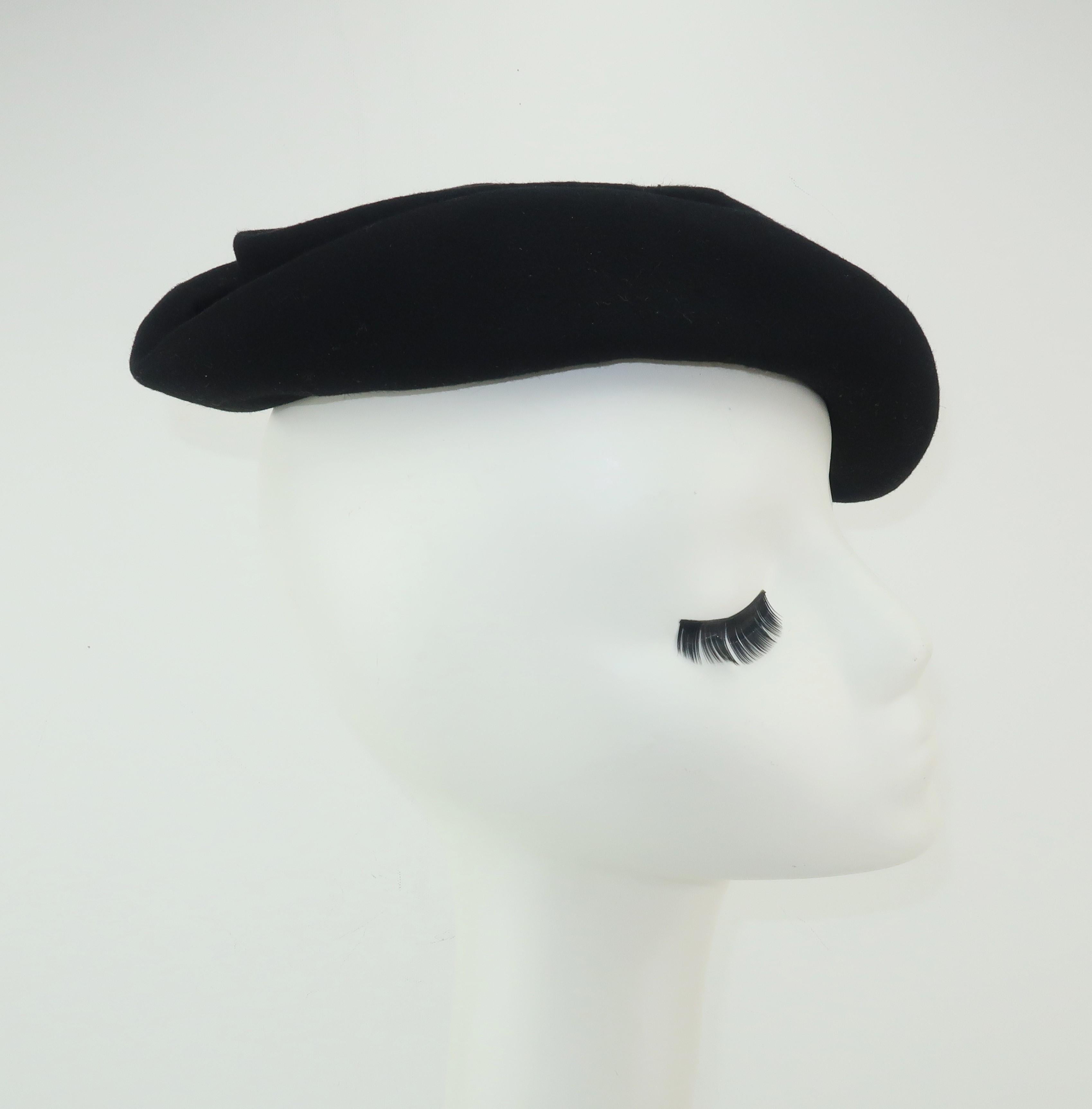 C.1950 I. Magnin Black Wool Felt Tilt Hat 2