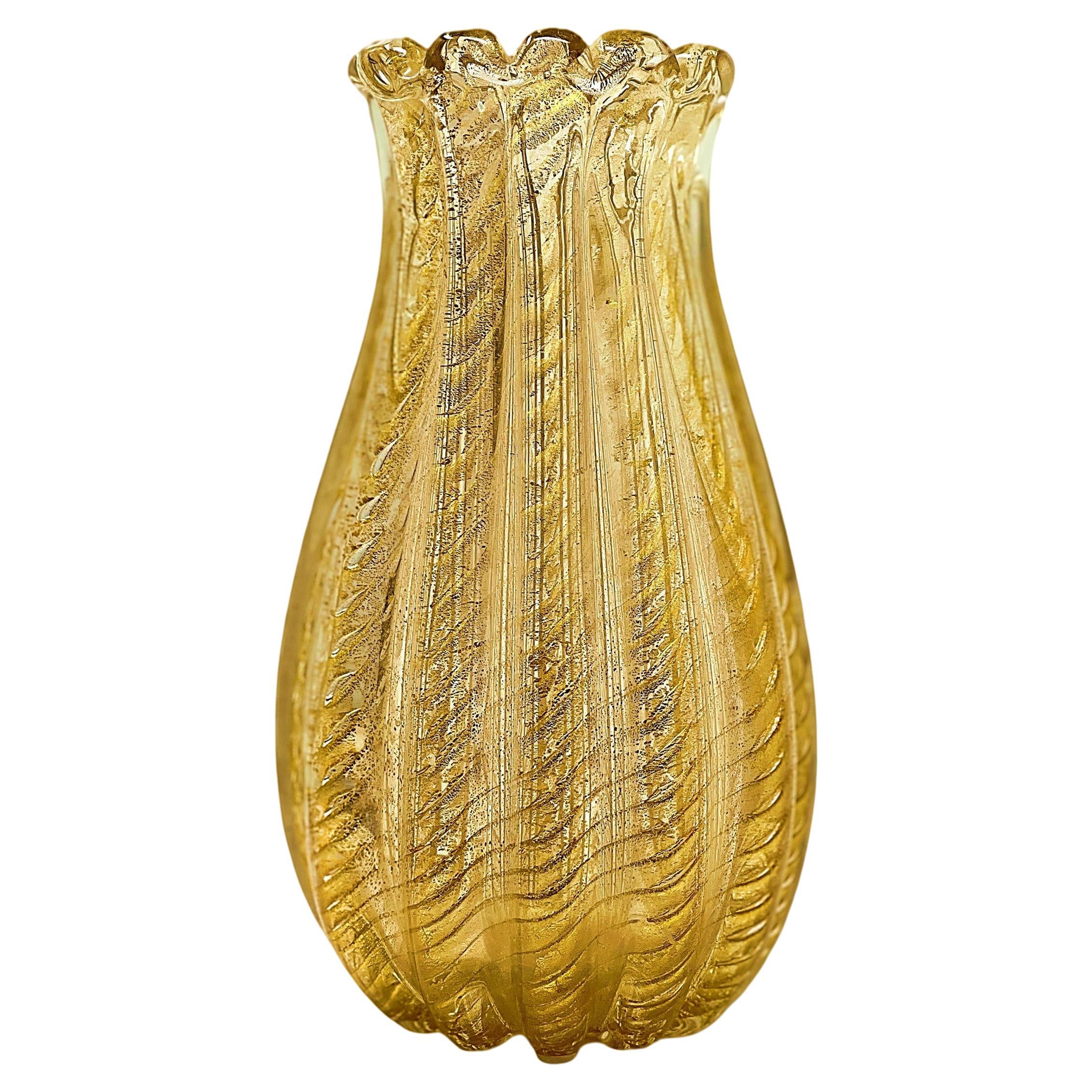 Ercole Barovier e Toso Coronado D'Oro Impressive Italian Glass Vase For