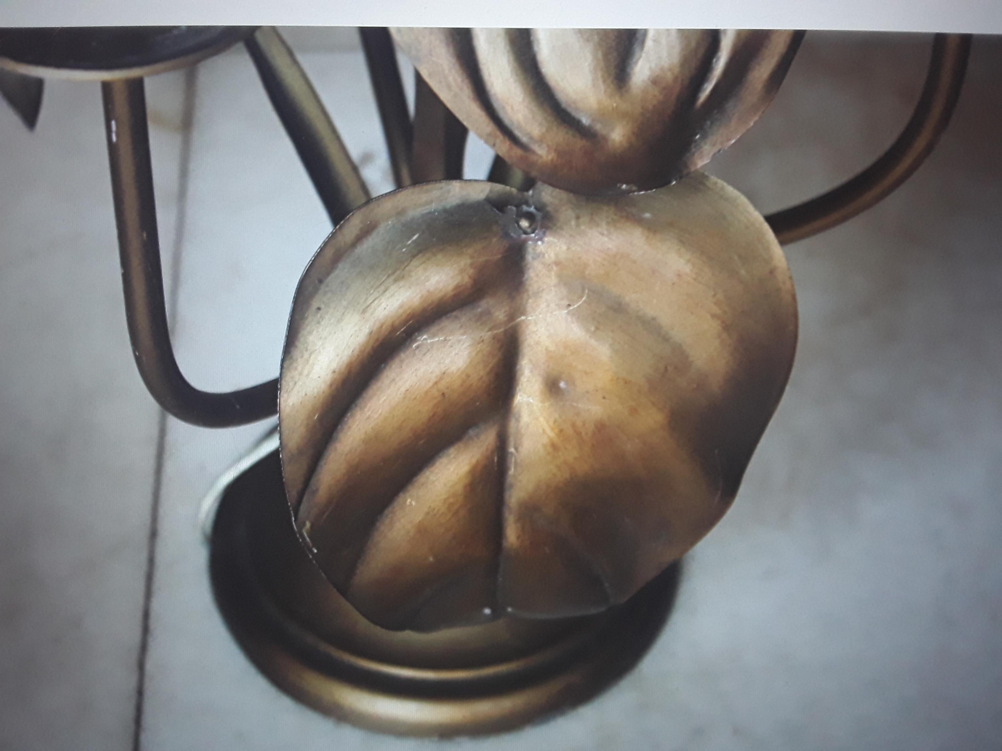 c1950's Italian Mid Century Modern Gilt Metal Anthurium Table Lamp For Sale 6