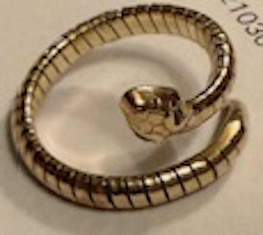c1960 Anello flessibile con serpente arrotolato e occhi di Greene & Greene, misura da 7 a 10 in vendita 2