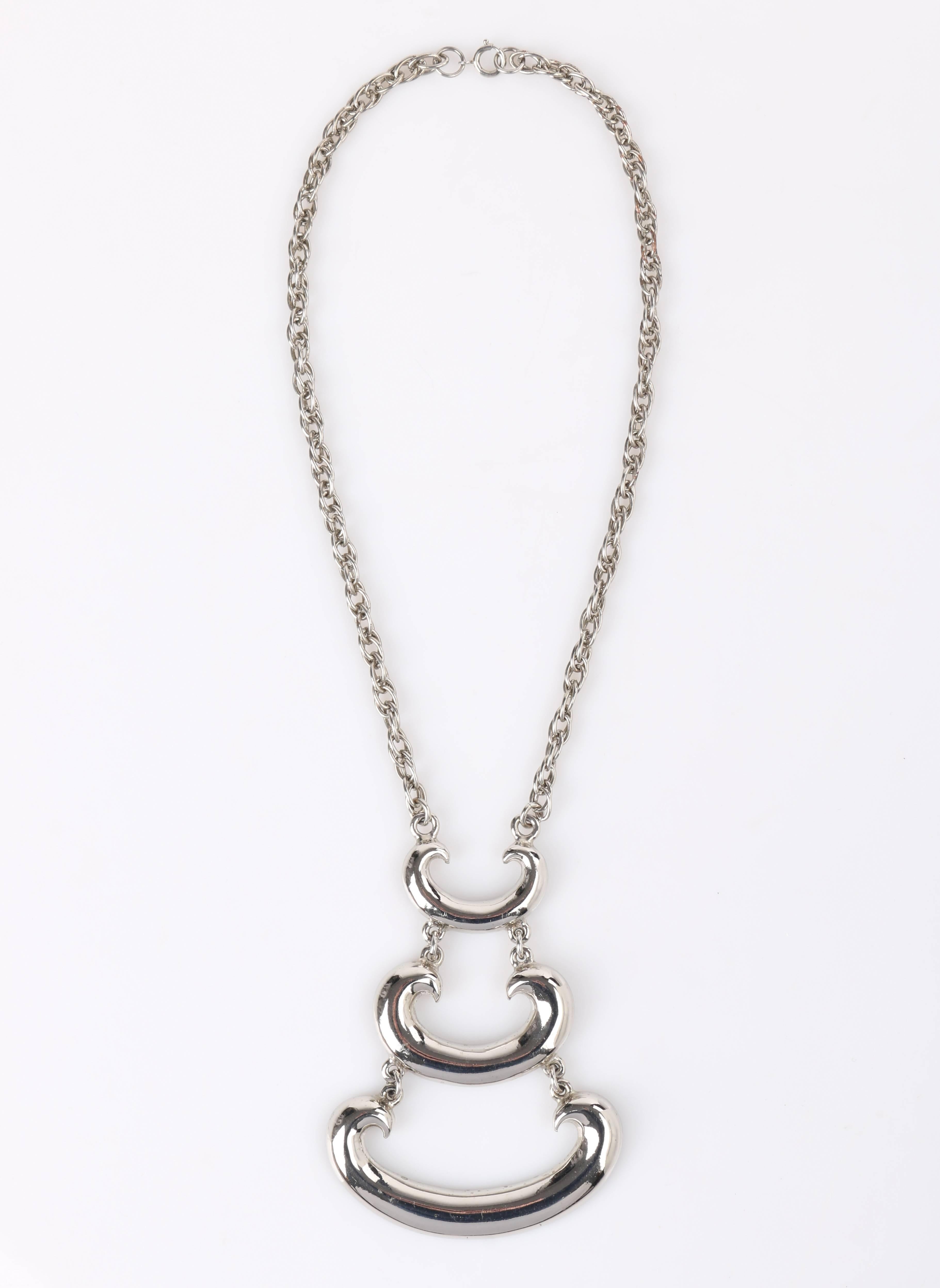 c.1960's Large Polished Silver Modernist Tiered Pendant Statement Necklace In Good Condition For Sale In Thiensville, WI