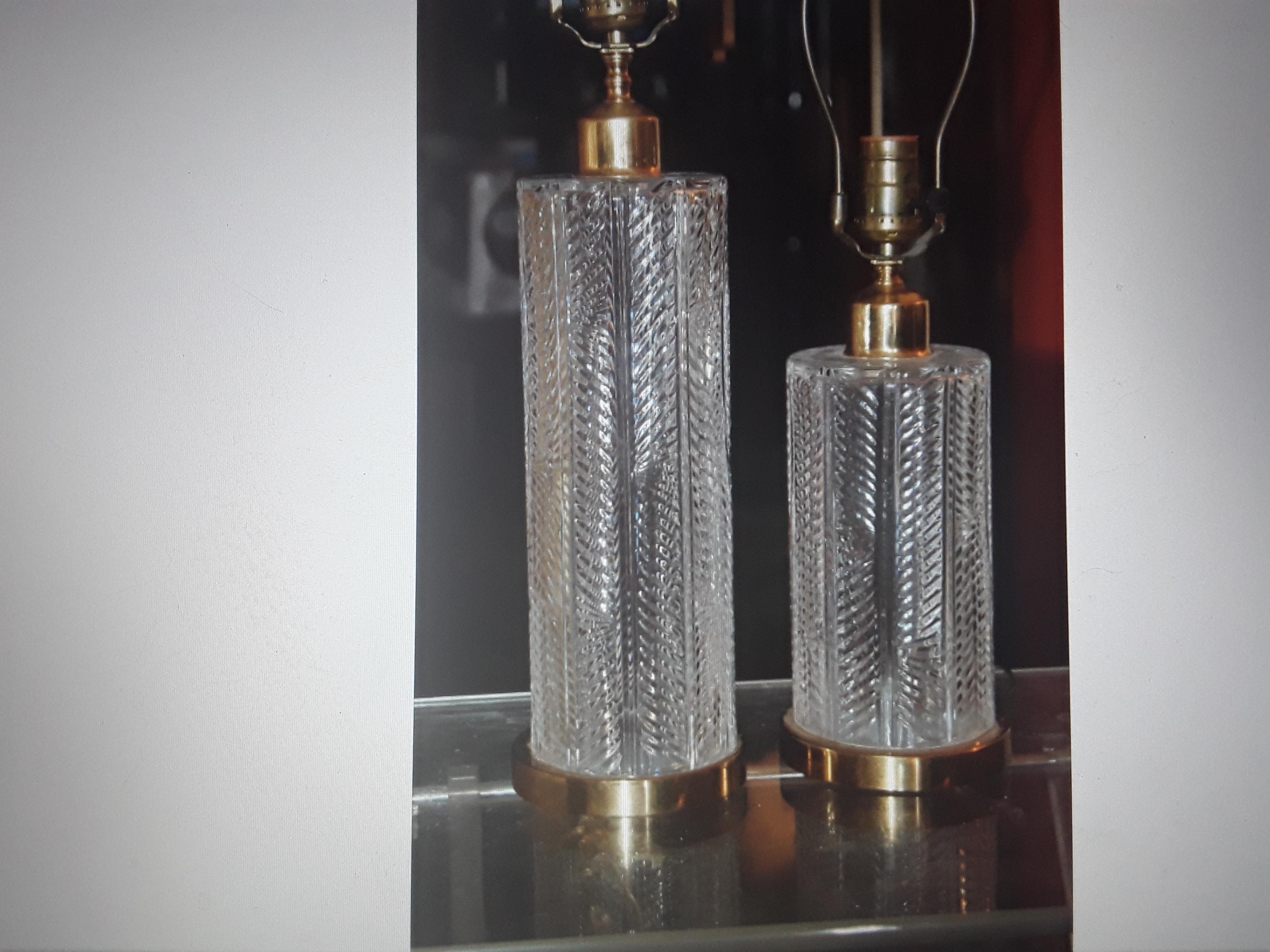c1960s Mid Century Modern Waterford Crystal Herringbone Patern Table Lamps Set 2 In Good Condition For Sale In Opa Locka, FL