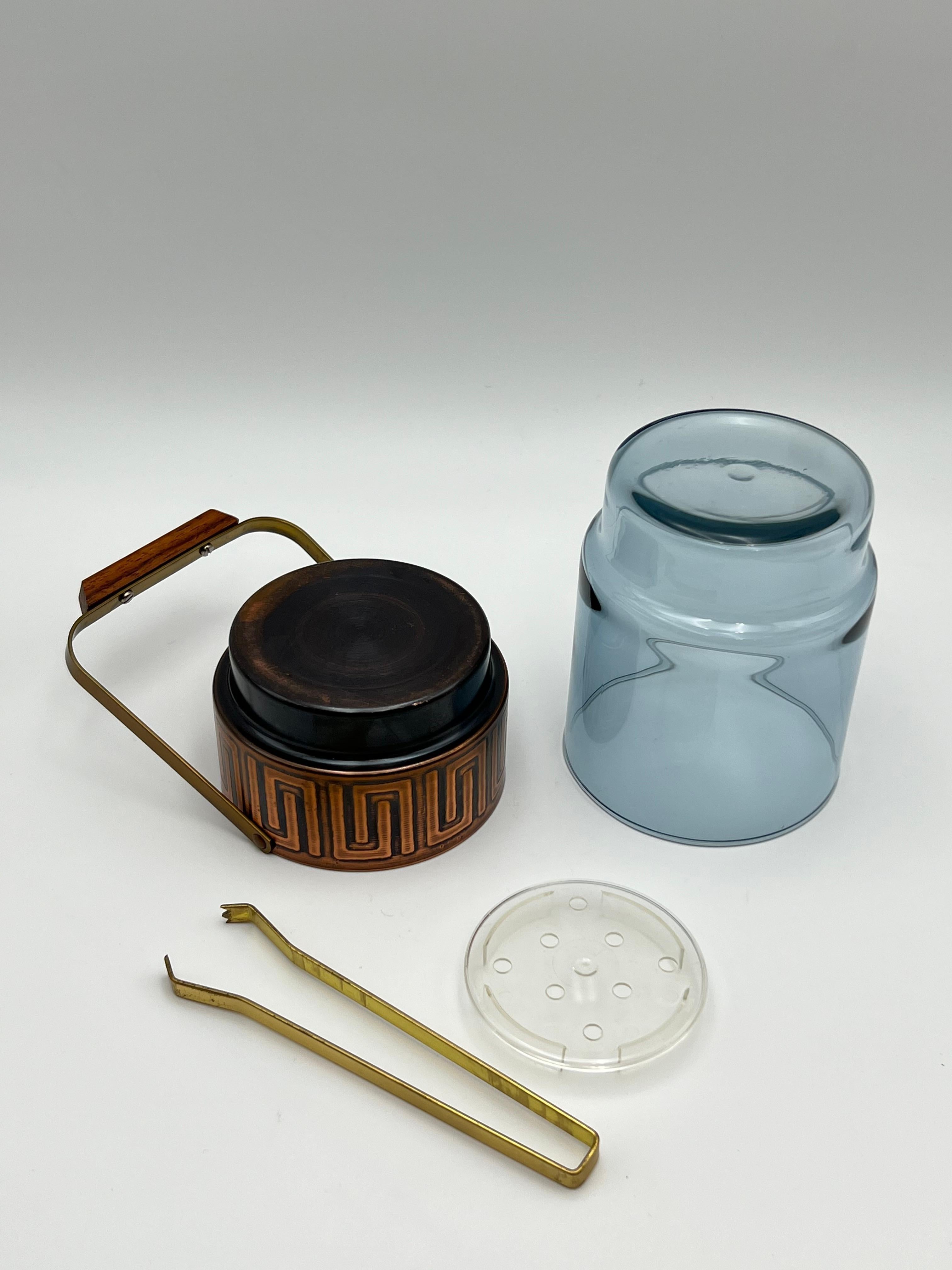 c.1960s Teak & Kupfer Eiswürfelbehälter, Rauchglas, skandinavisches Design im Angebot 1