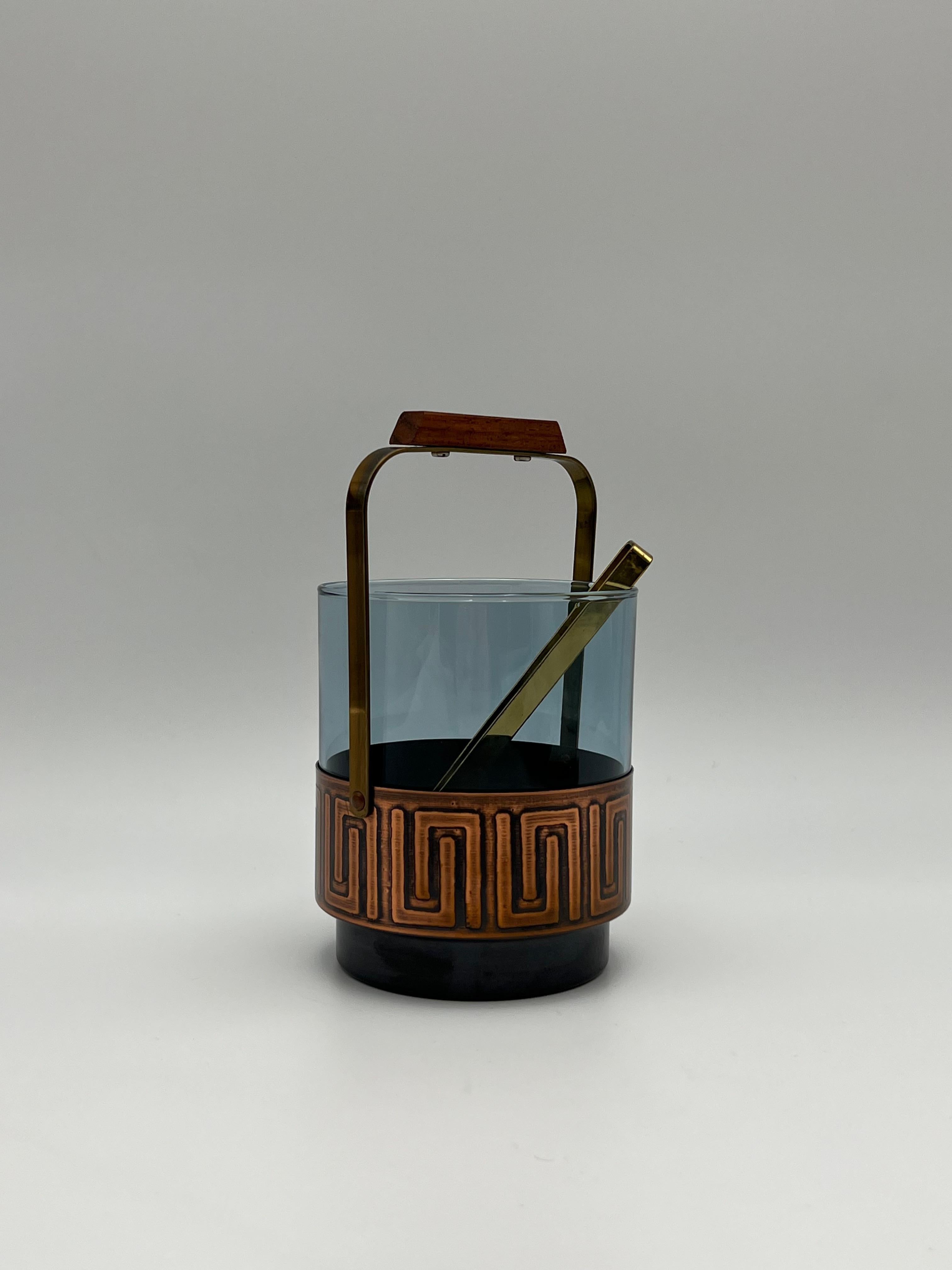 c.1960s Teak & Kupfer Eiswürfelbehälter, Rauchglas, skandinavisches Design im Angebot 2