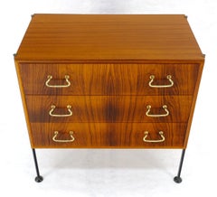 Commode de célibataire à 3 tiroirs, style « Mid-Century Modern », fusion italo-danoise originale, vers les années 1960
