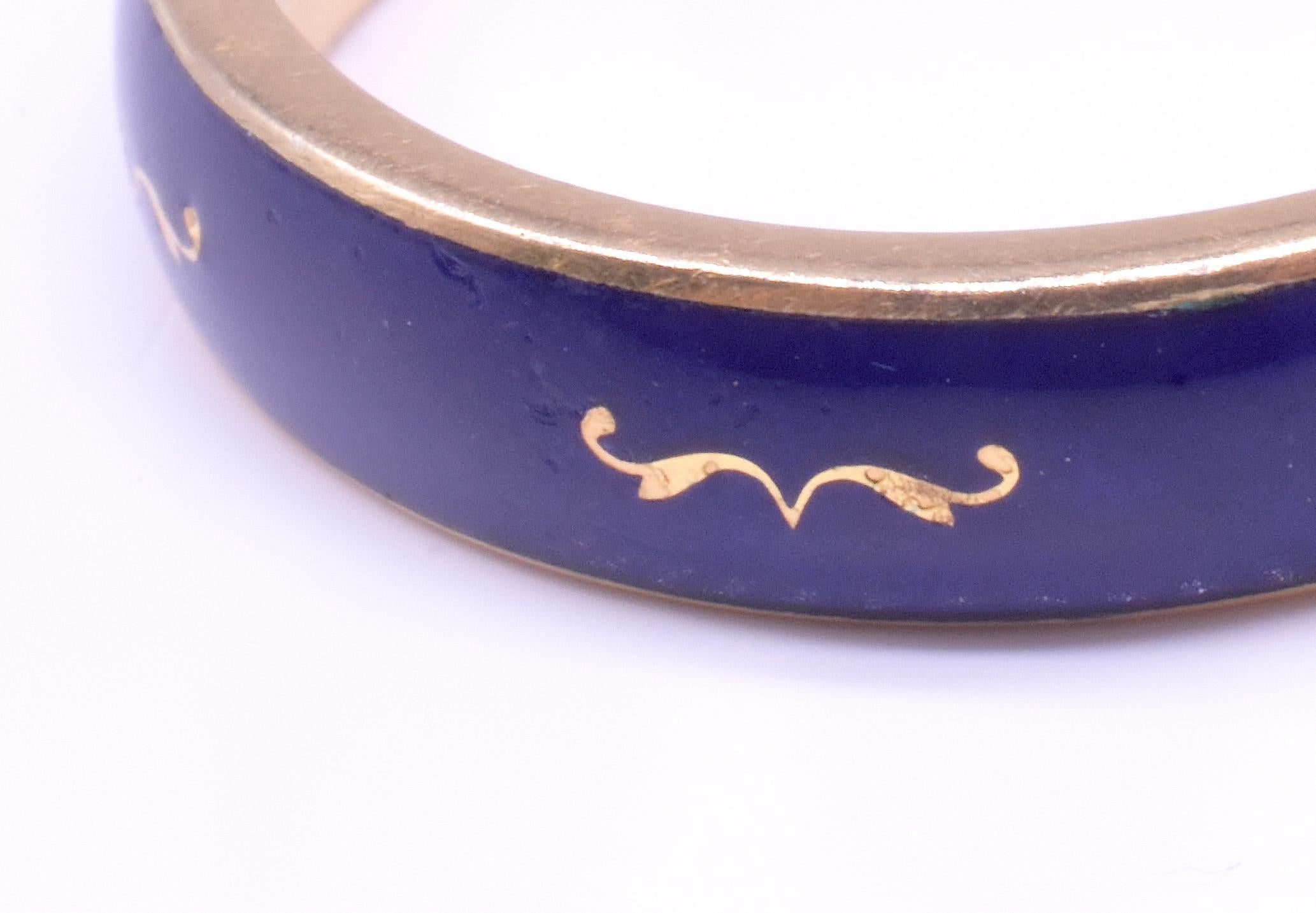 C1970 Anello a fascia con smalto blu guilloché 18 carati sz 8 in vendita 6