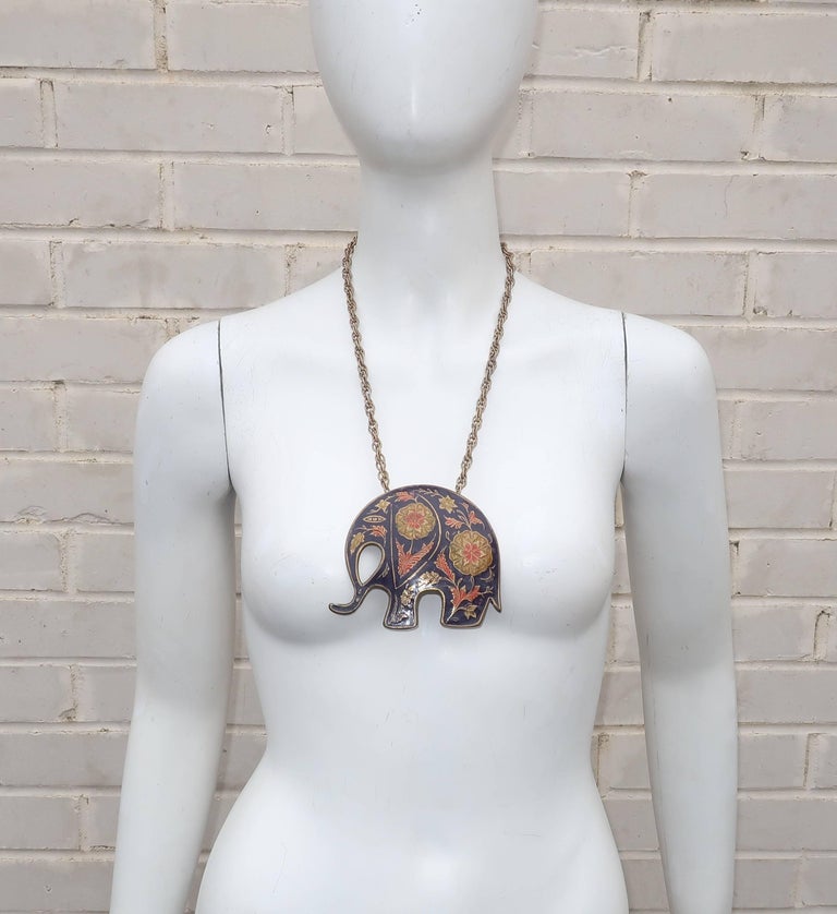 Brass choker (elephant)
