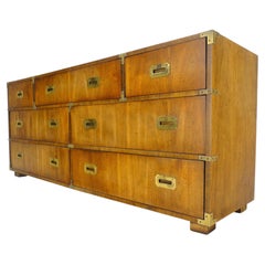 Comò a 7 cassetti in stile "Campaign" degli anni '70 di Lane, 72" - Come nuovo!