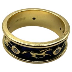 C1980 18K Blue Enamel Band Ring w Raised Gold Galloping Horses & Diamonds