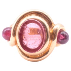 C1980 18K Signet Ring of Tourmaline w/ Intaglio Carving of Mythical Goat