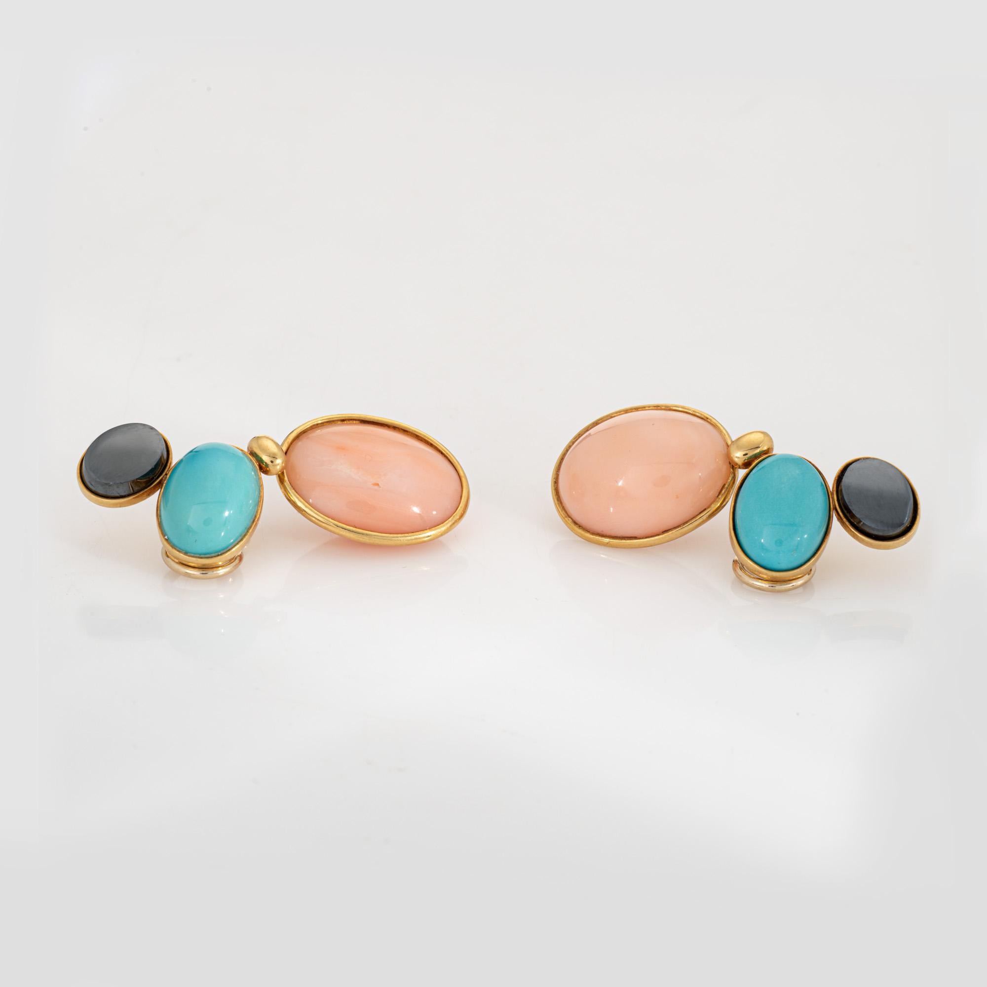 Finely detailed pair of vintage Tiffany & Co crescent moon earrings crafted in 18k yellow gold. 

Paloma Picasso created a number of iconic pieces during her tenure at Tiffany & Co staring in 1980. A hallmark of her work is the vibrant use of