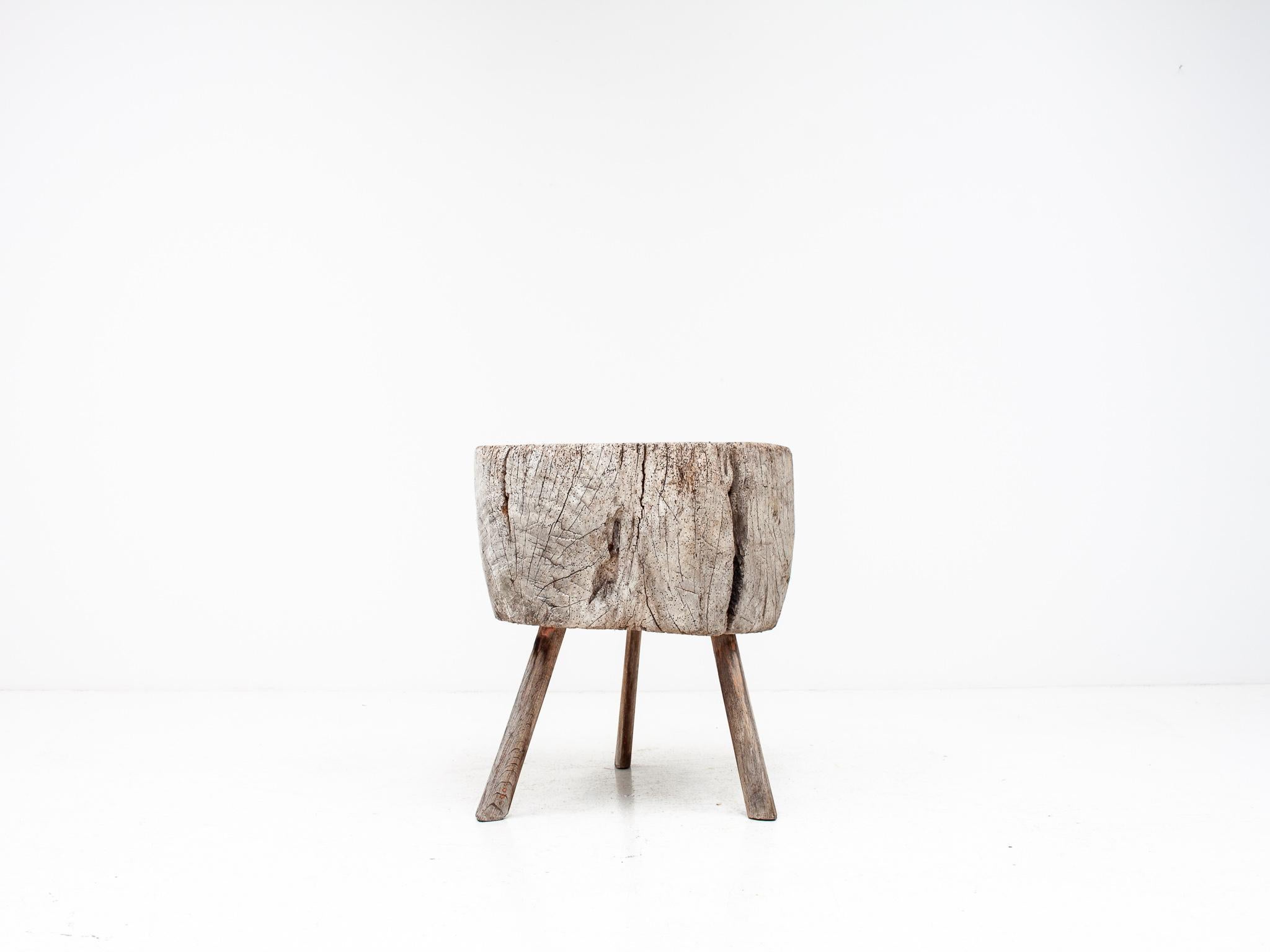 British c19th Century Rustic Oak Chopping Block Table/Console On Three Legs, England. For Sale