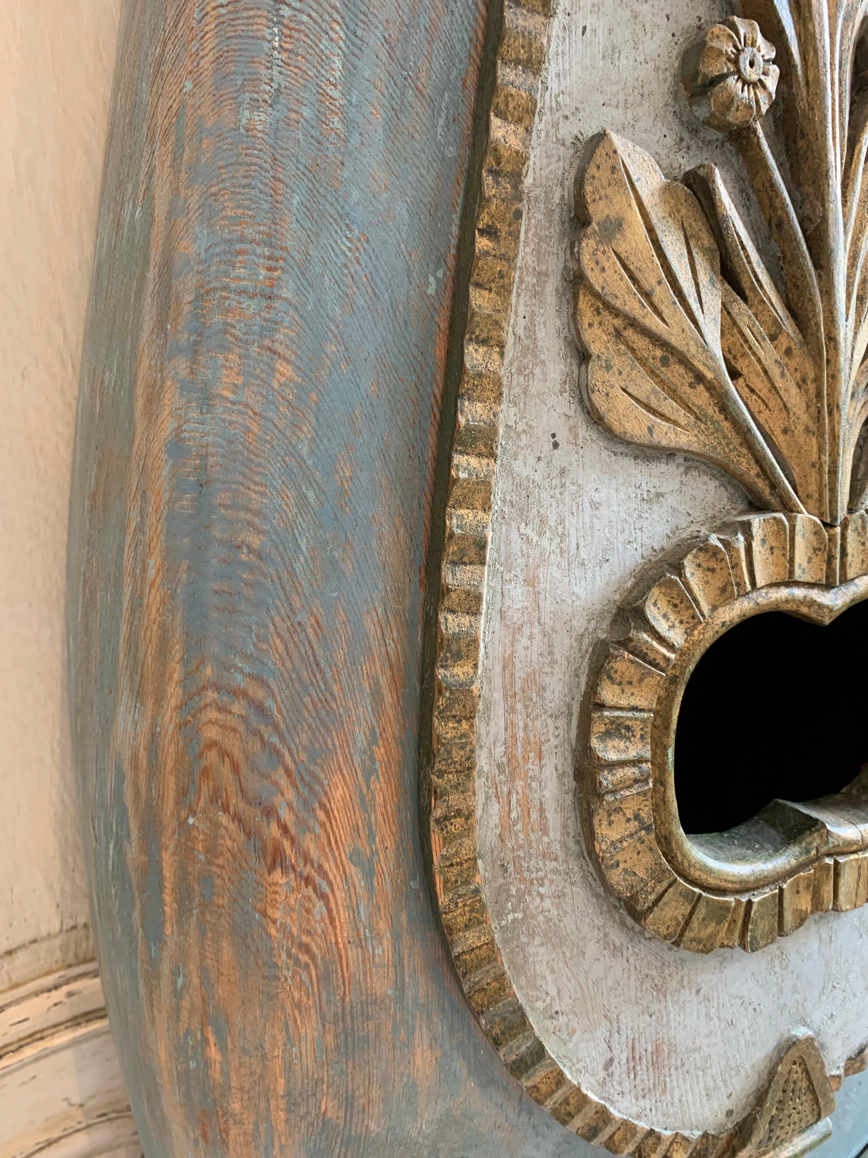 C19th Century Swedish long case clock with gilded decoration and original paint For Sale 7