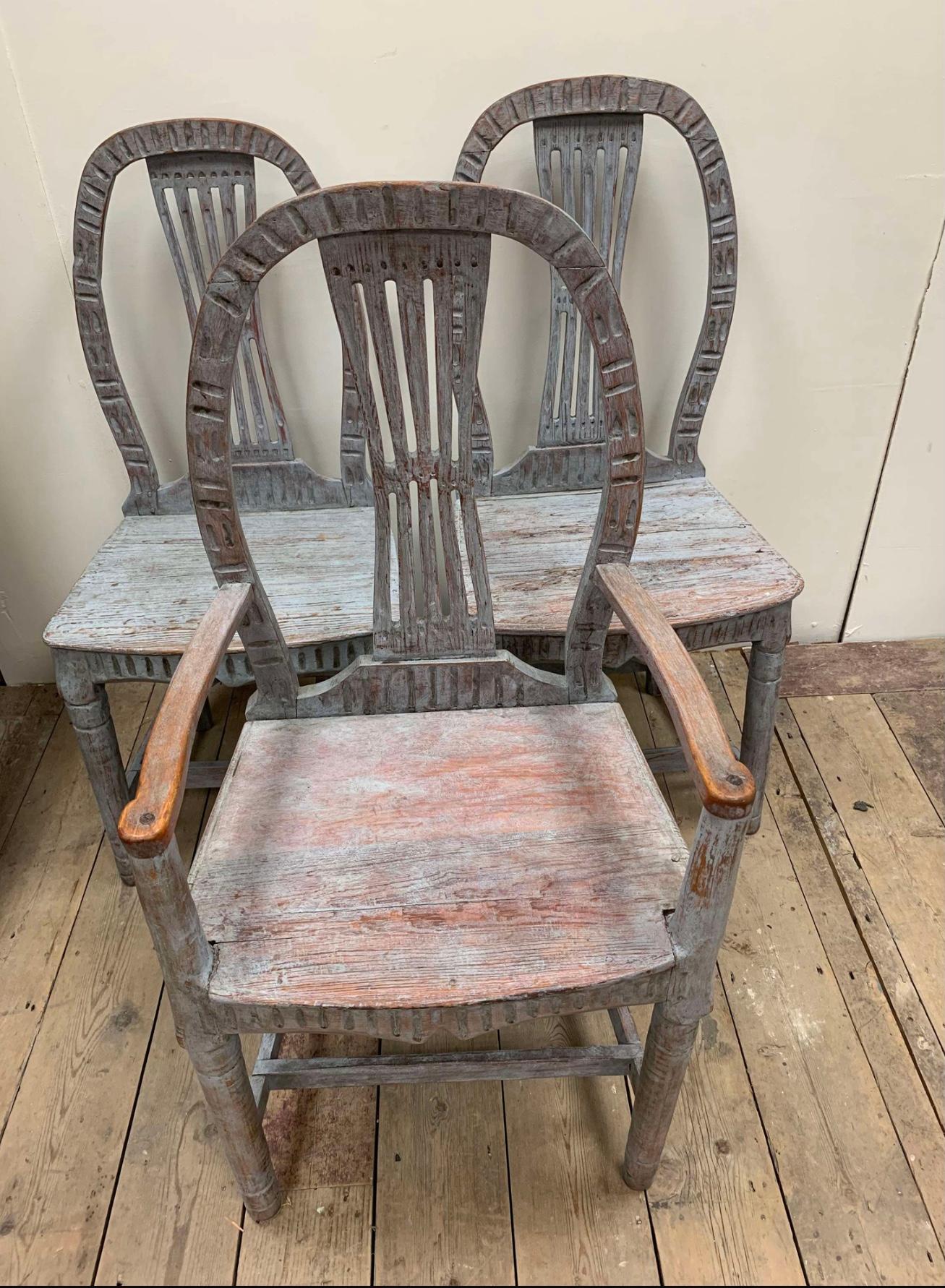 C19th Century Schwedisch gemalt Folk Stühle im Angebot 8