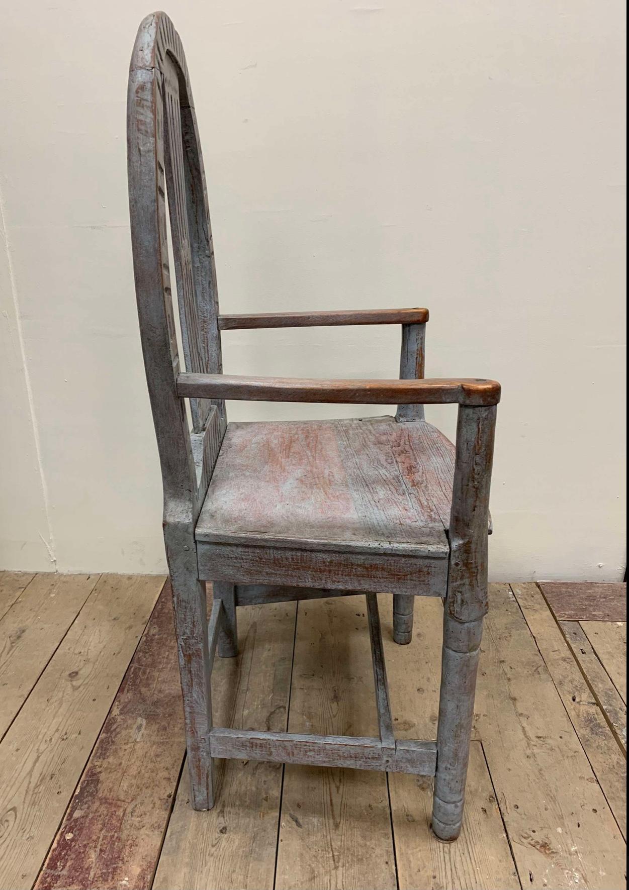 C19th Century Schwedisch gemalt Folk Stühle im Zustand „Gut“ im Angebot in London, GB