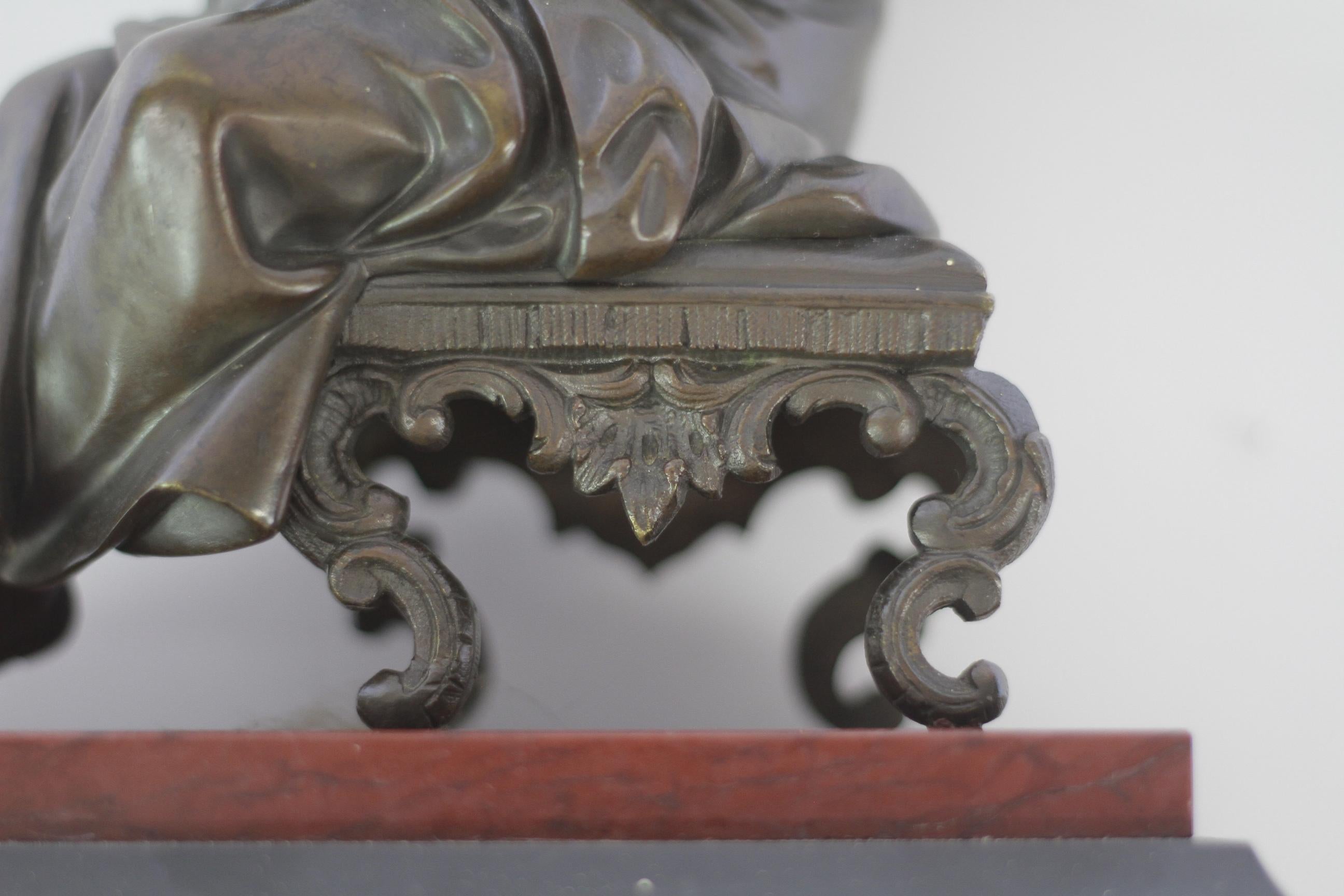 Figura di bronzo francese del 19° secolo di un gentiluomo In condizioni buone in vendita a Dereham, GB