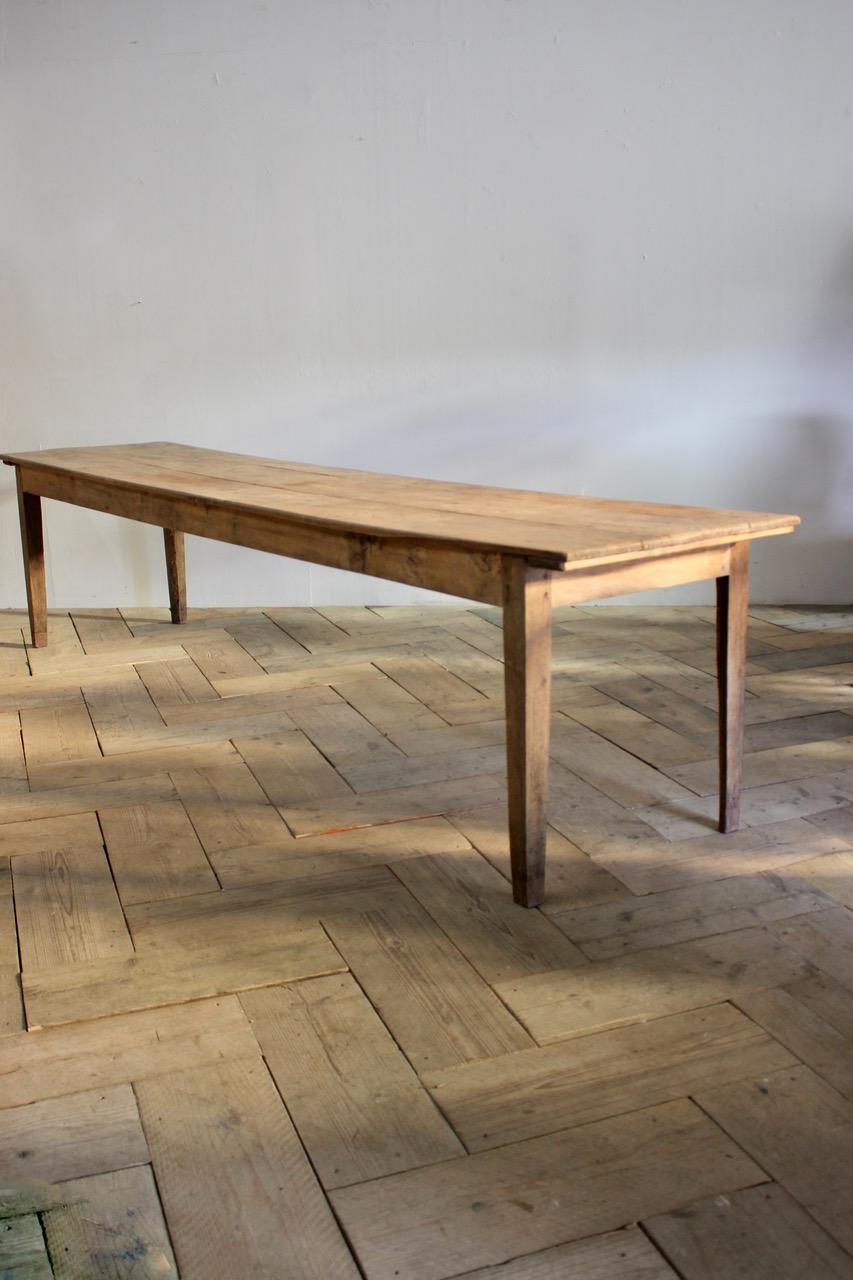 19th Century Harvest Table from the South of France 3