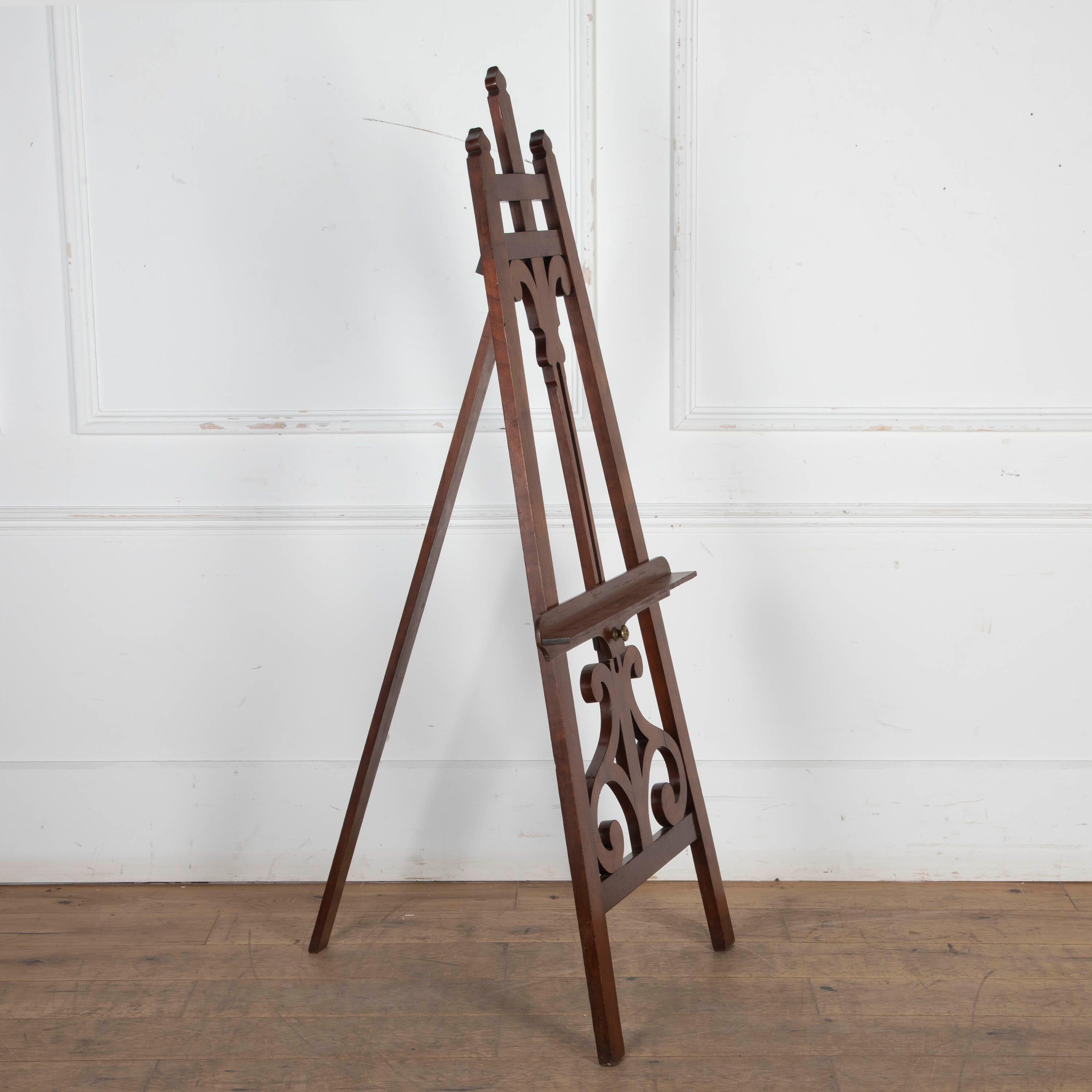 English Early C19th Mahogany shapely Easel For Sale
