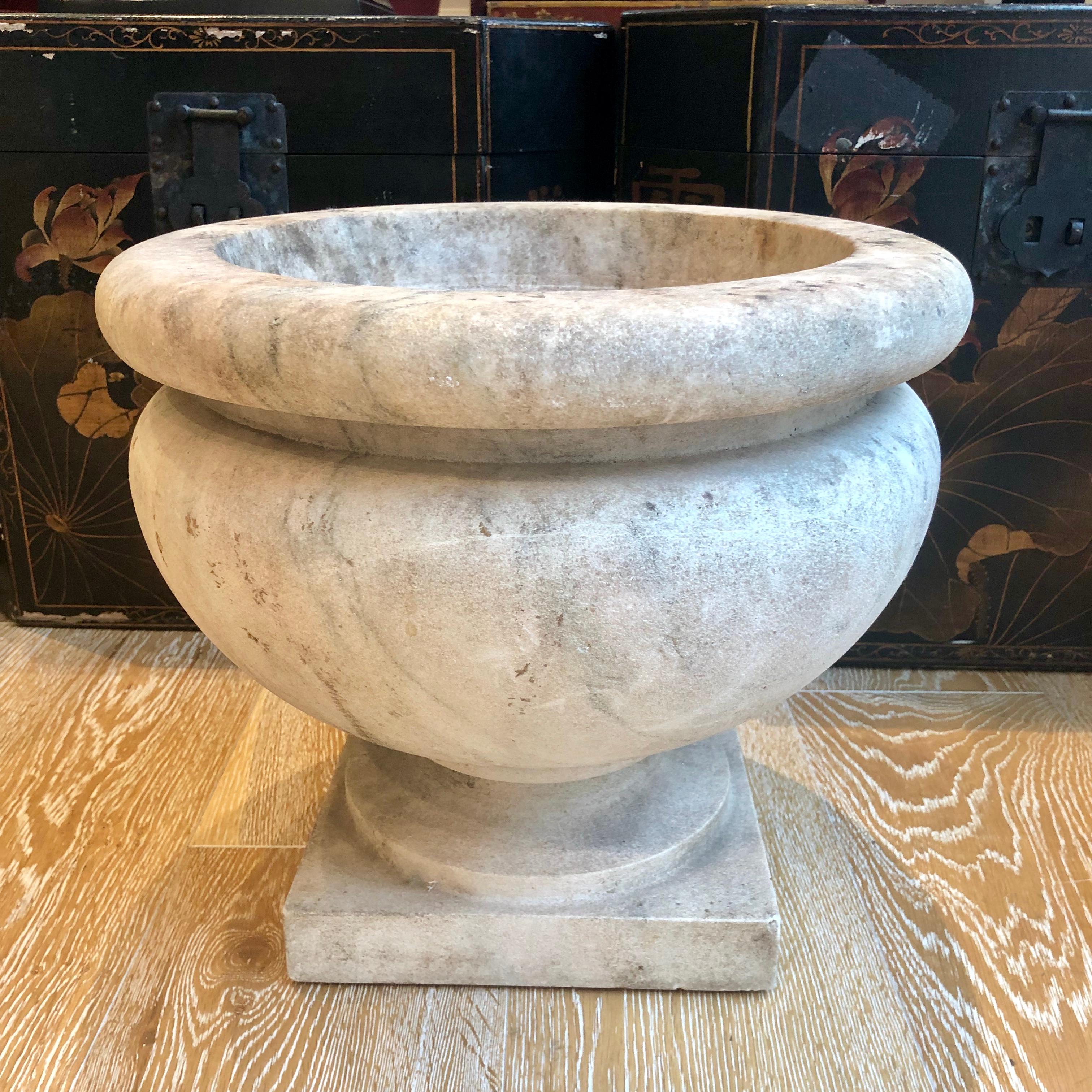 19th Century Marble Planter Pot In Good Condition For Sale In London, GB