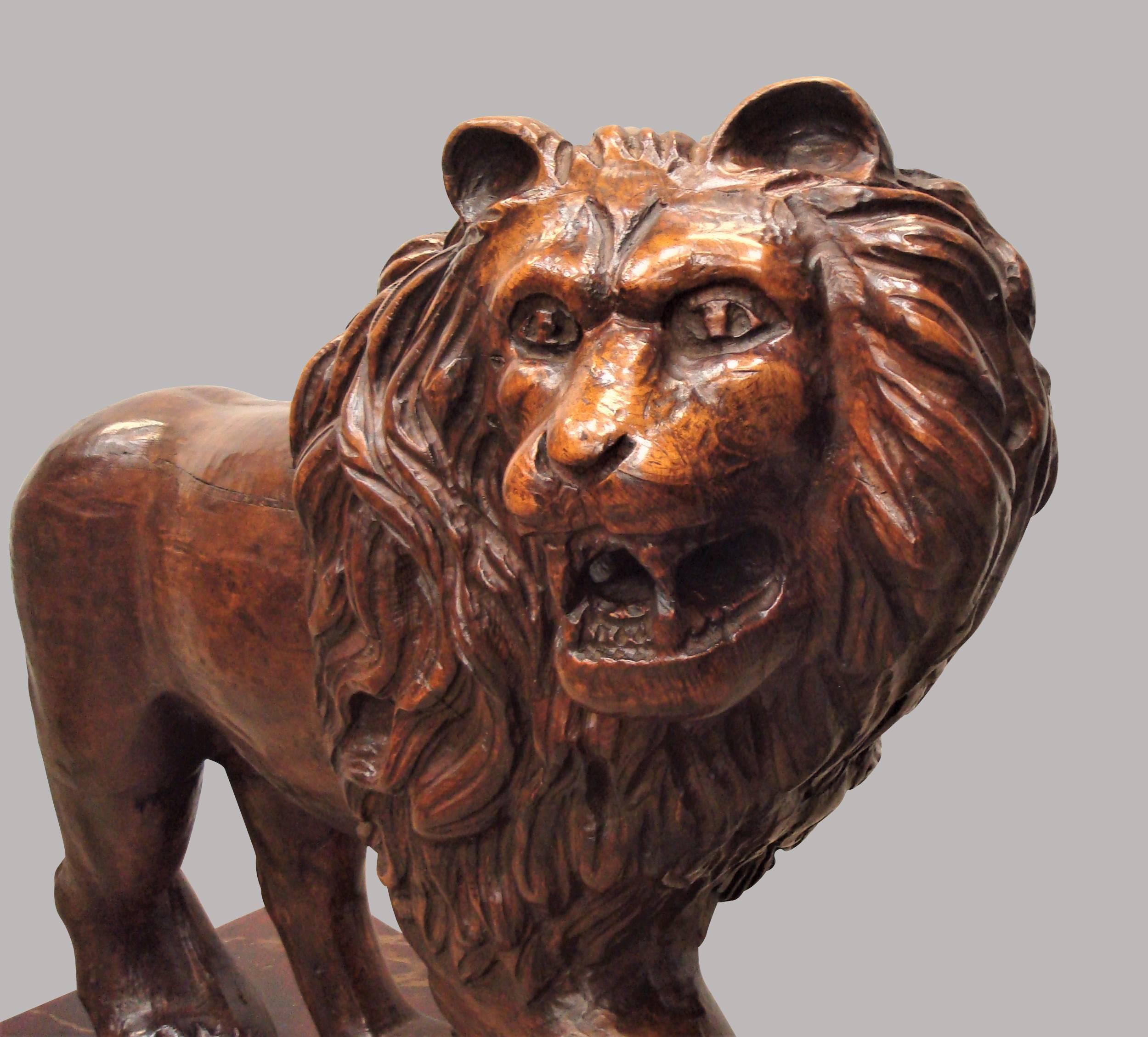 Pair of Carved Medici Lions, of Monumental Proportions, 19th Century For Sale 2