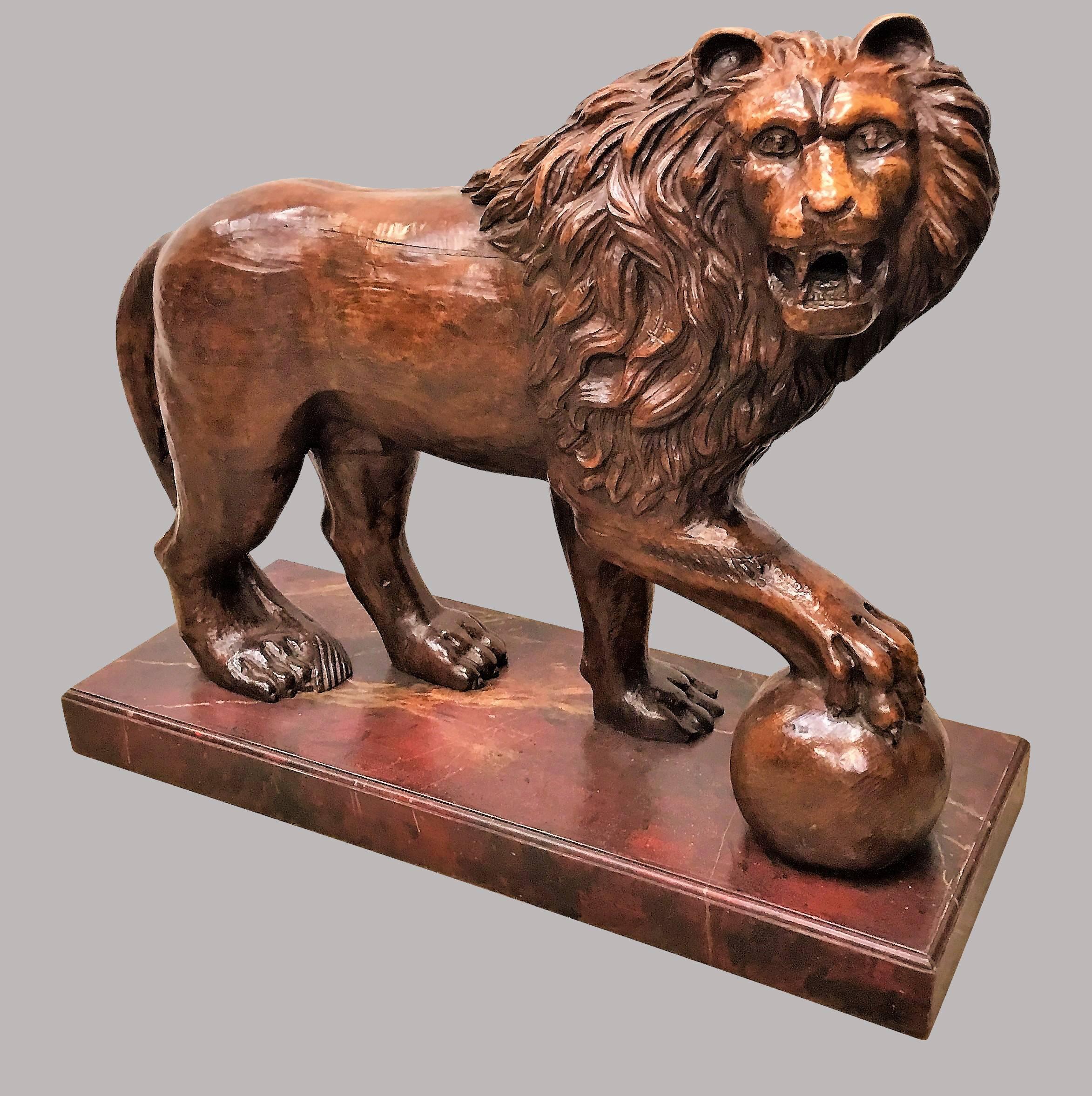 Pair of Carved Medici Lions, of Monumental Proportions, 19th Century For Sale 3