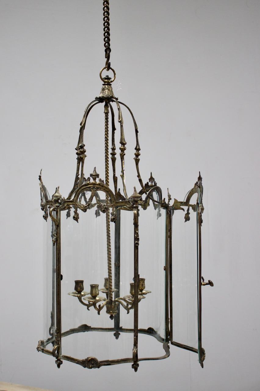 19th Century Polished Bronze Louis XV Revival Hall Lantern For Sale 7