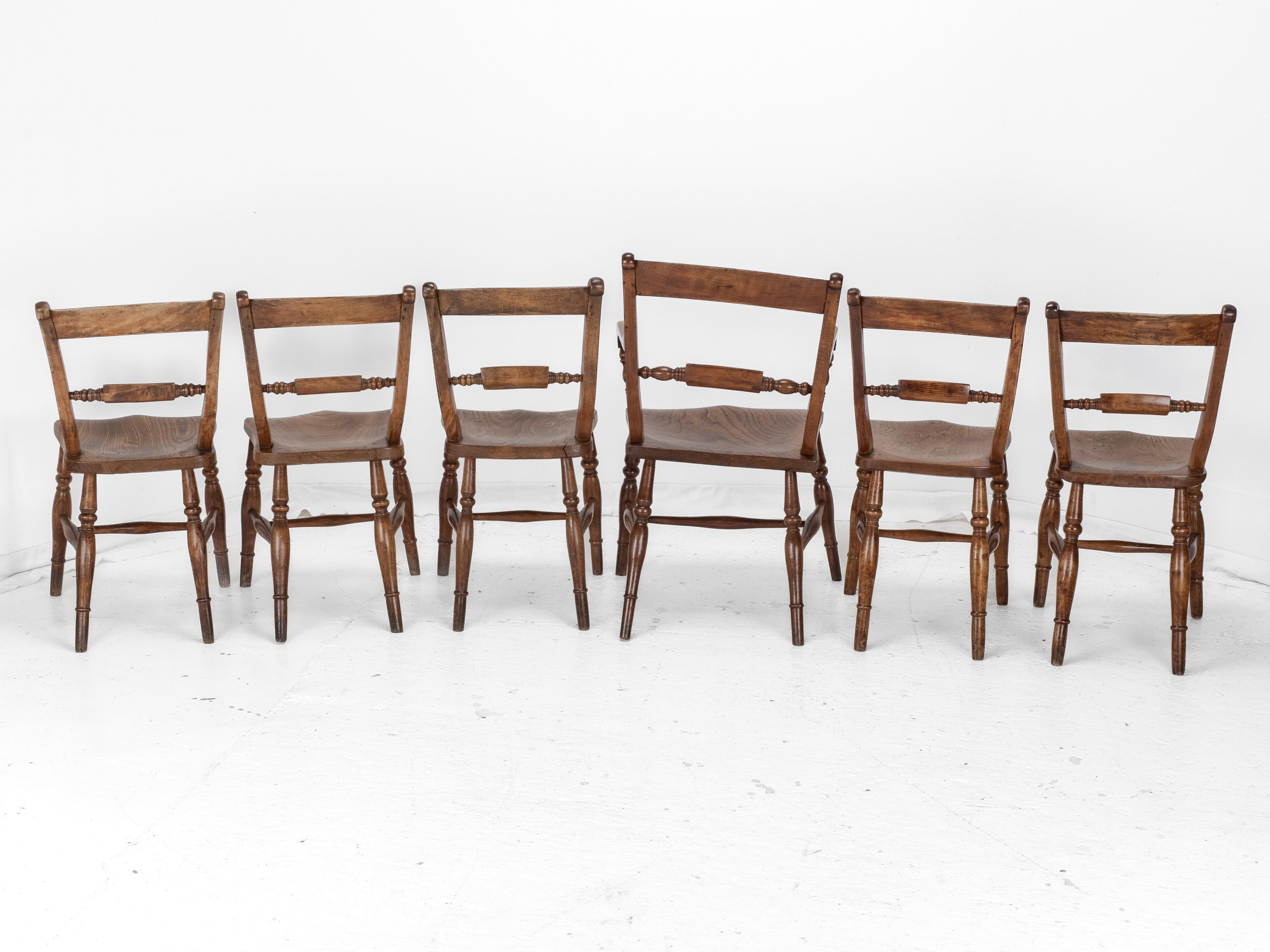 English C.19th Set of 6 Elm Ash Beech Windsor Farmhouse Kitchen Dining Chairs and Carver For Sale