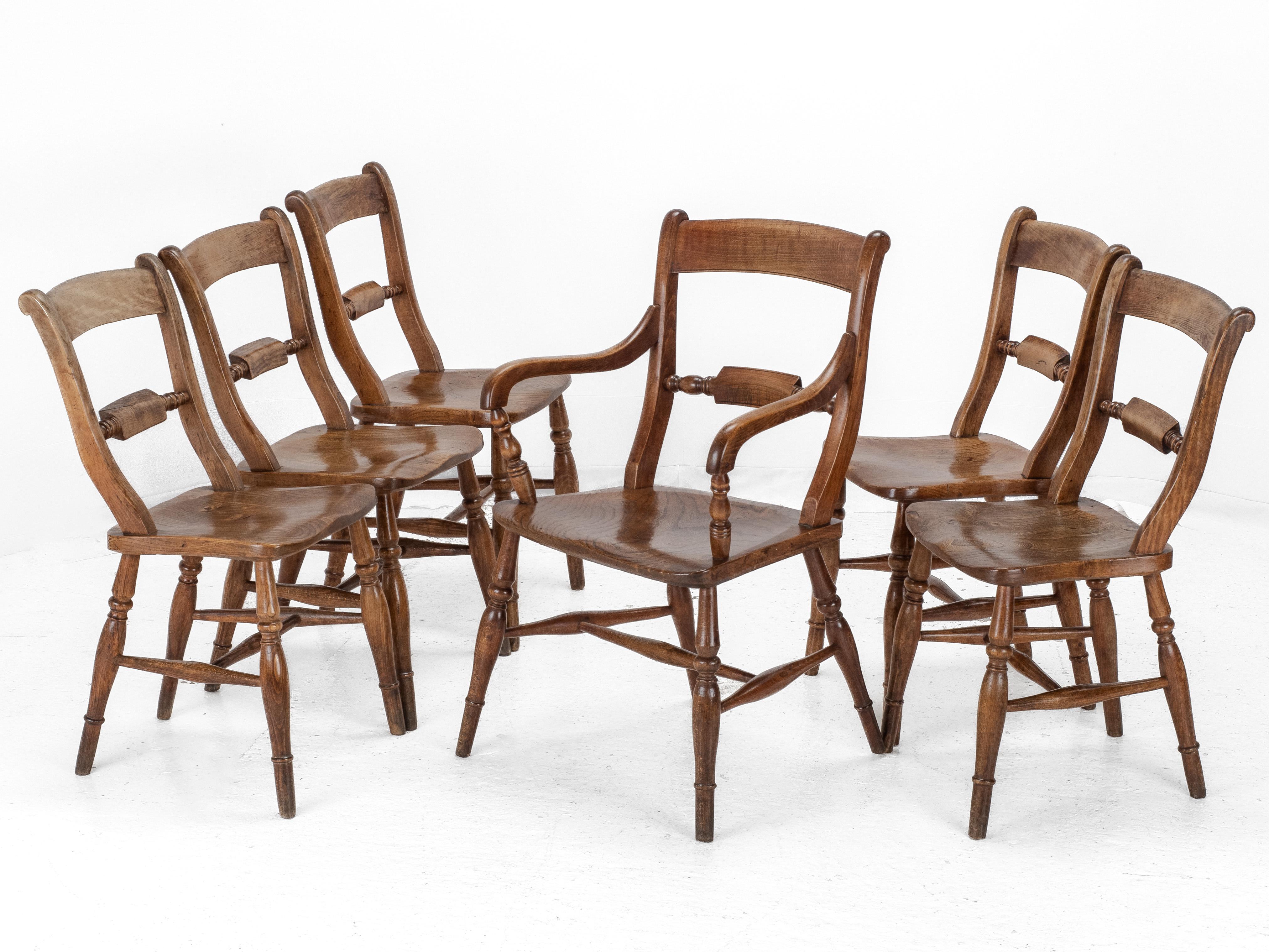 C.19th Set of 6 Elm Ash Beech Windsor Farmhouse Kitchen Dining Chairs and Carver In Good Condition For Sale In Leeds, GB