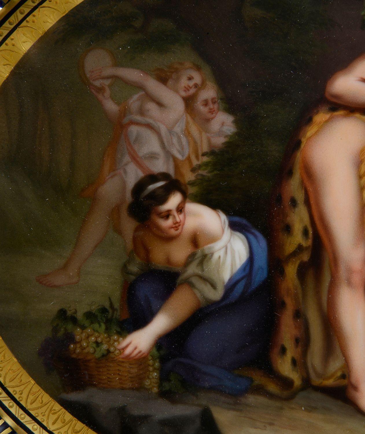 Peint à la main Chargeur viennois du XIXe siècle, représentant Bachus et Ariane. en vente