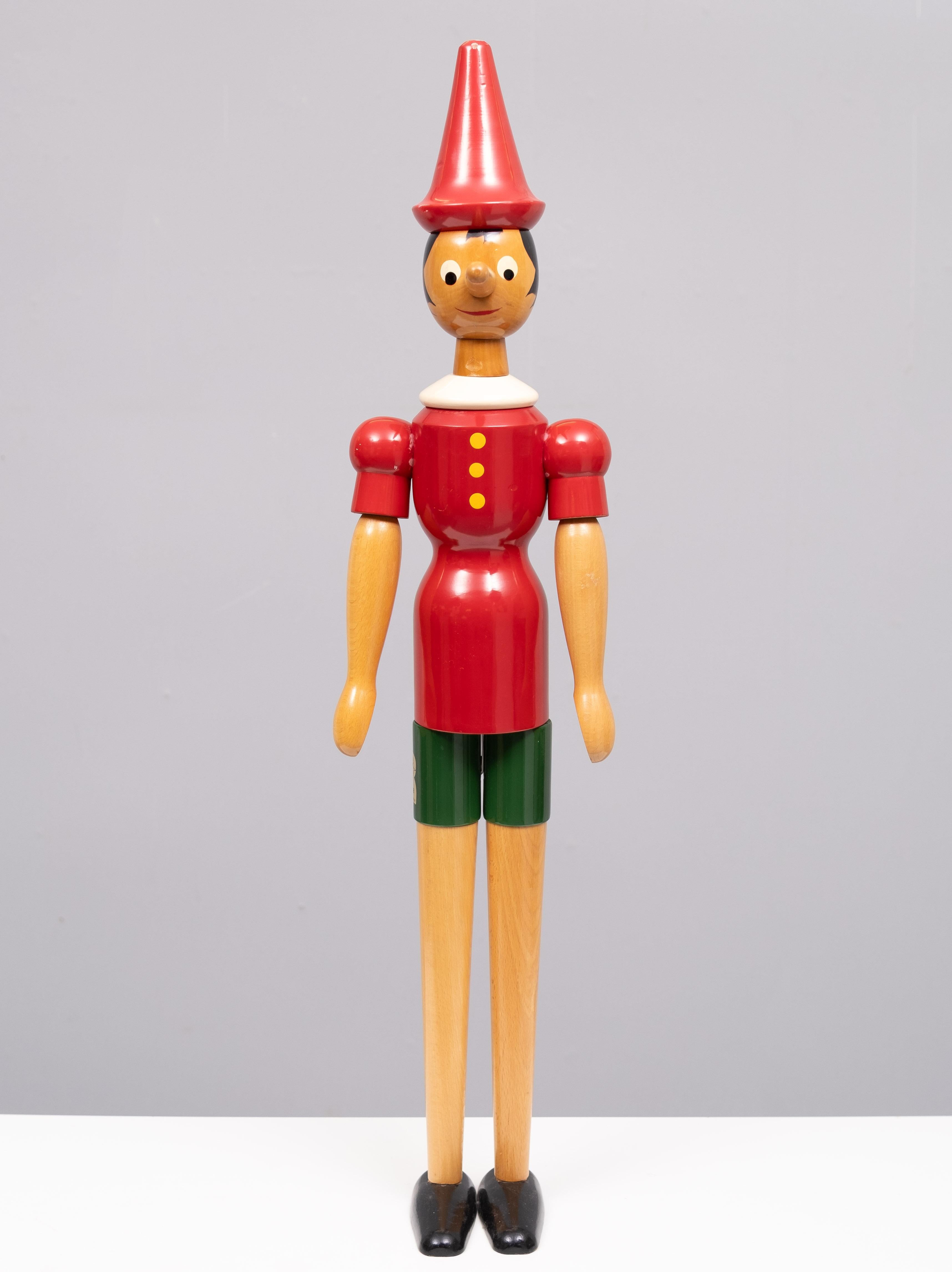 C2  Rainoldi plus de 37 pouces  Pinocchio en bois de Beeche  1980 Italie  Bon état - En vente à Den Haag, NL