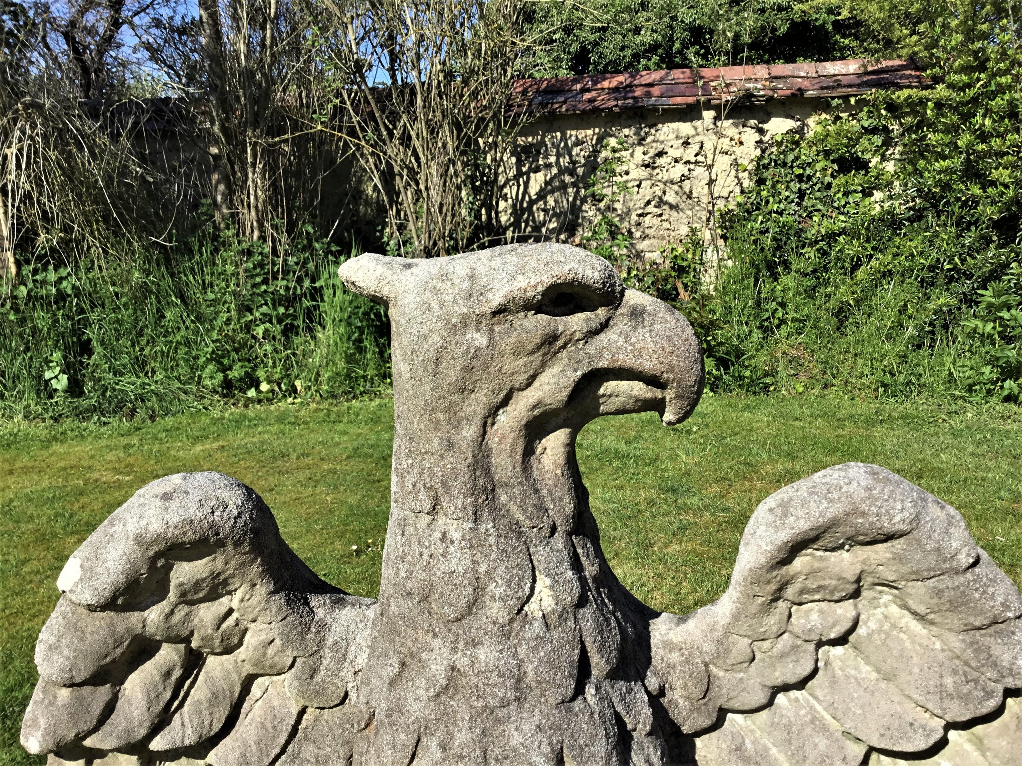 20th Century Large Composition Stone Eagle In Good Condition For Sale In Moreton-in-Marsh, Gloucestershire