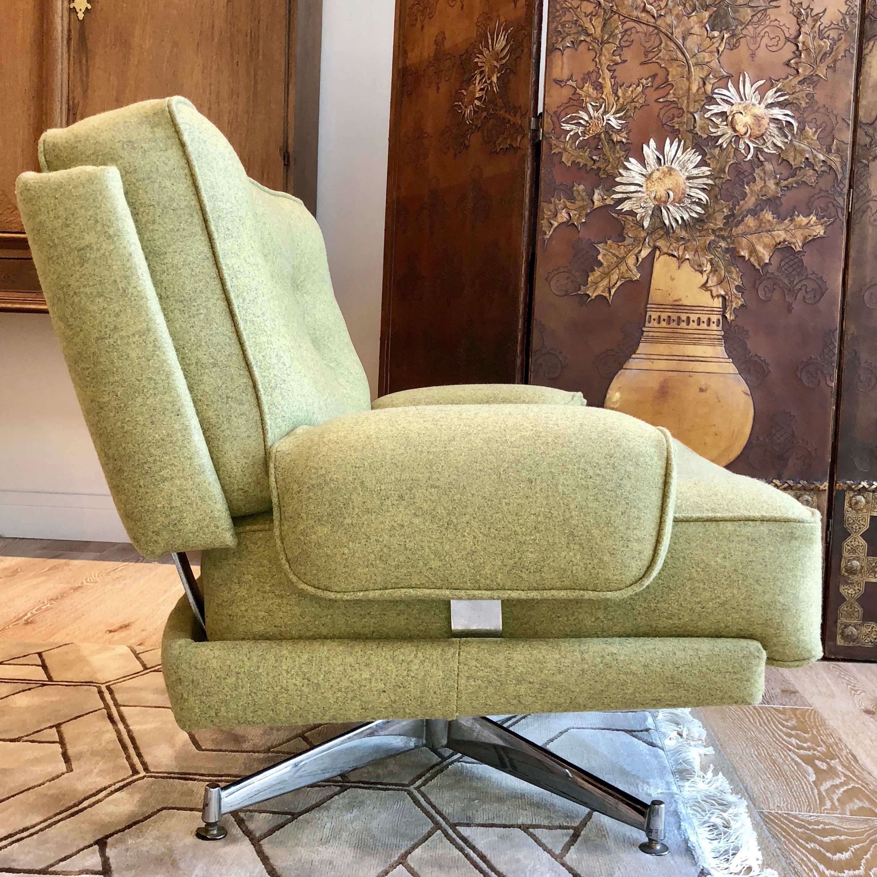 Kohinoor lounge low-back armchair designed by Howard Keith from 1970s. Possibly the most comfortable swivel armchair ever built, which is also a very Classic statement piece. Newly re-upholstered with a mustard/greenish/ lemon zest colour Scottish