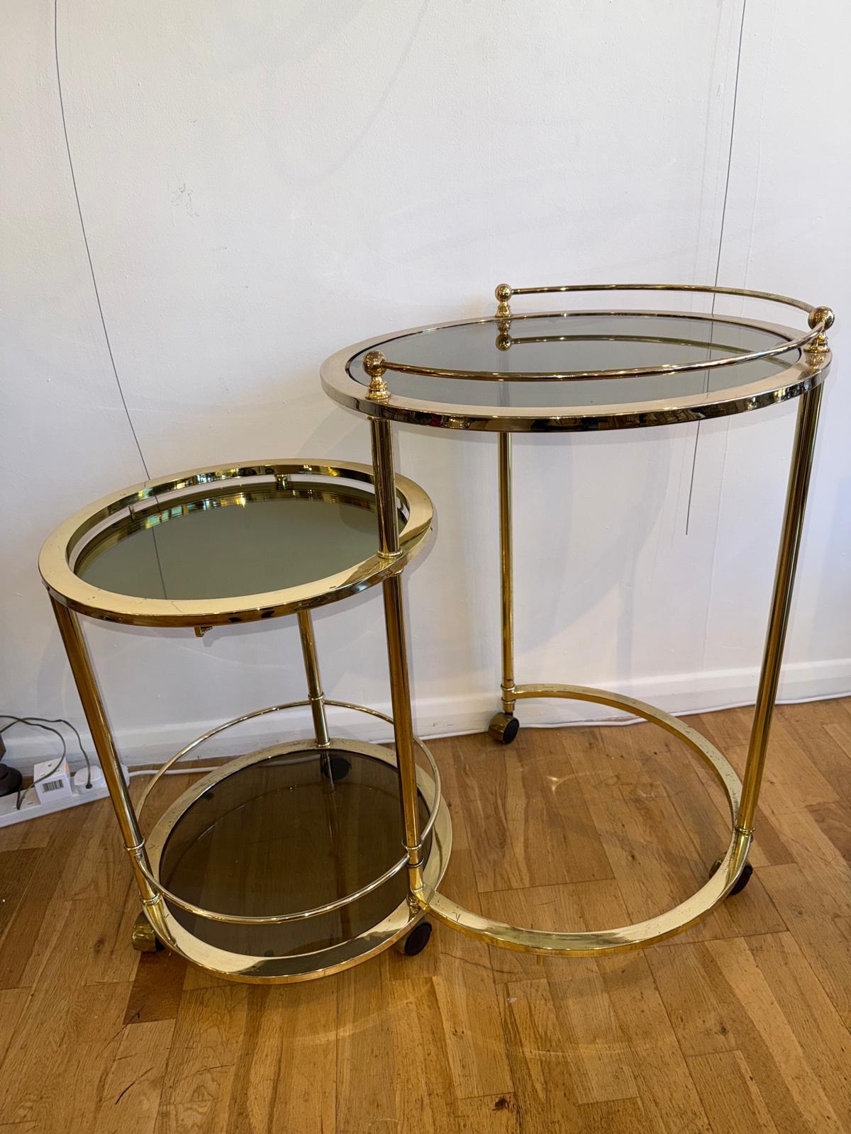 C.70's Italian, Three Tiers Bra Cart In The Style Of The Milo Baughman In Good Condition For Sale In London, GB