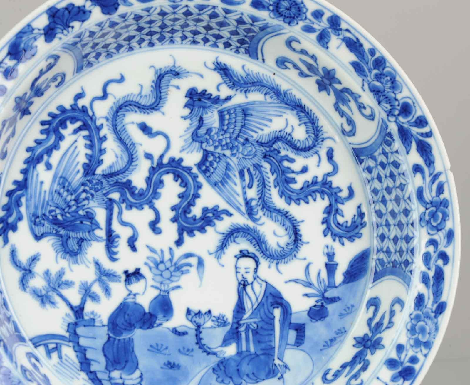 Kangxi-Porzellanteller mit Phönix-Figuren:: Marke Lingzhi Fungus:: um 1700 6