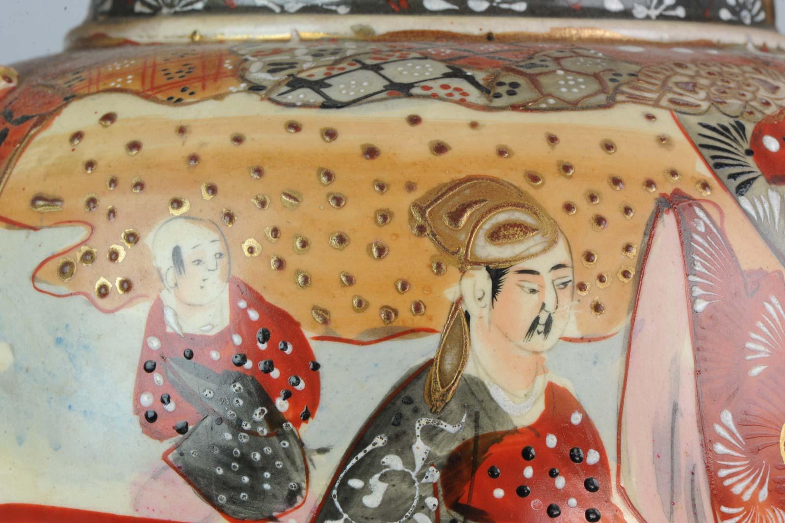Japanese Meiji Hand Painted Satsuma Vase Pot Warriors Hunters Antique circa 1900 1