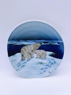 ca. 1910s "Polar Bear" Plate hand-painted by Thorolf Holmboe for PP, Norway