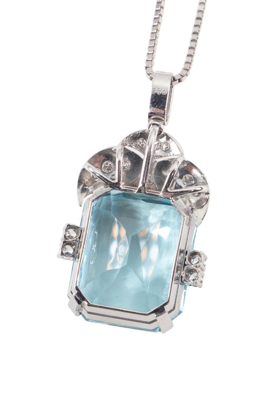 Ca. 1930 - Collana di acquamarina con diamanti In condizioni buone in vendita a Berlin, DE