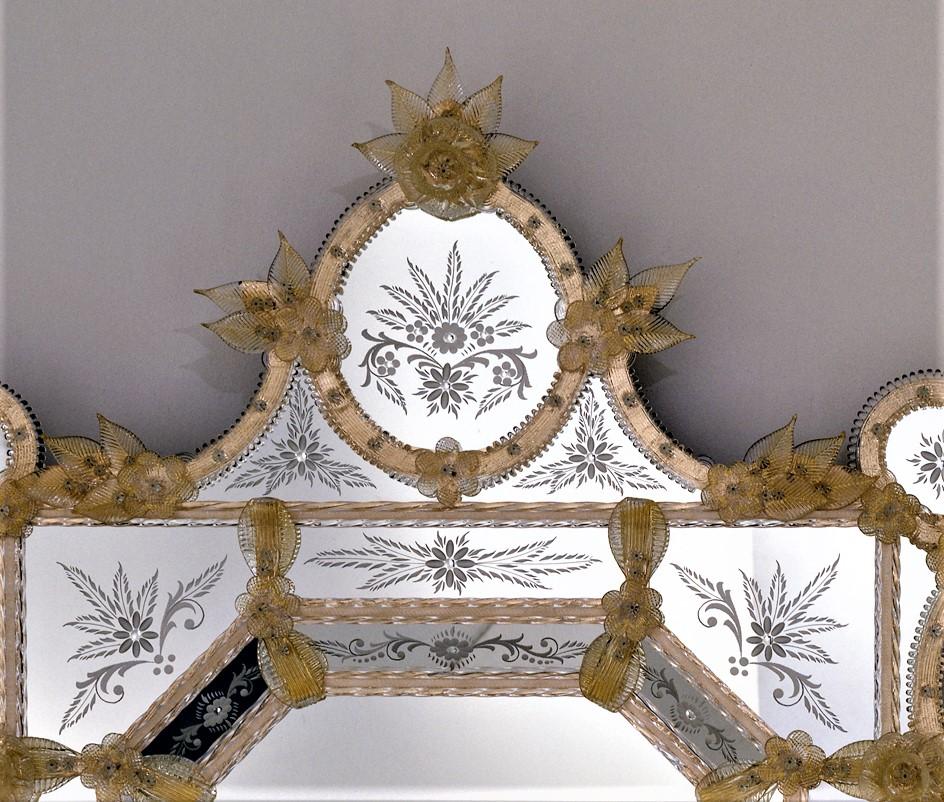Tintoretto-Spiegel aus Muranoglas im venezianischen Stil von Fratelli Tosi, hergestellt in Italien (Italienisch) im Angebot