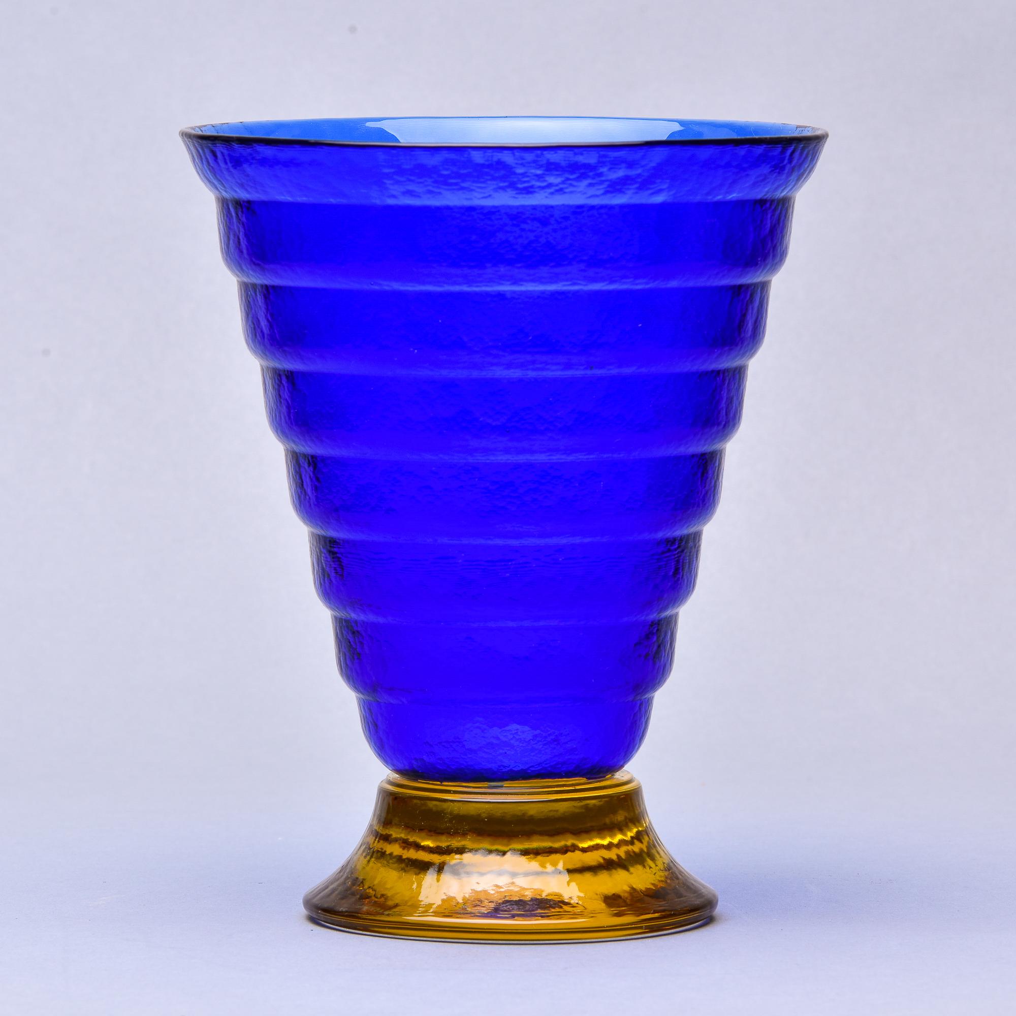 Italian Ca Dei Vetrai Murano Deep Blue Glass Vase with Gold Base For Sale