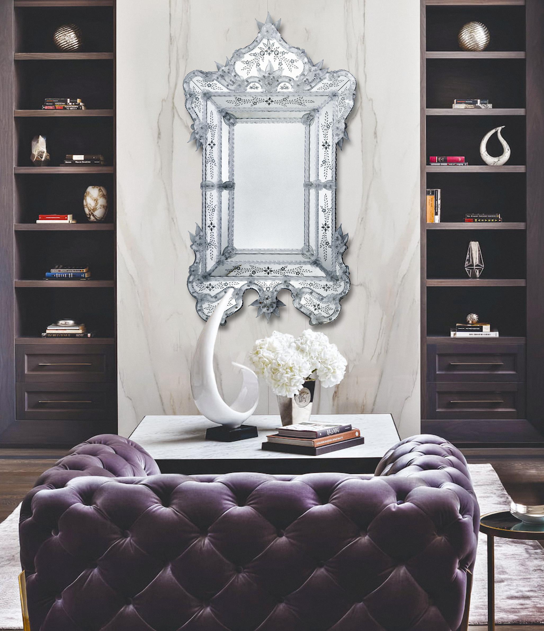 Luxurious Venetian-style mirror, produced with Murano glass, called 
