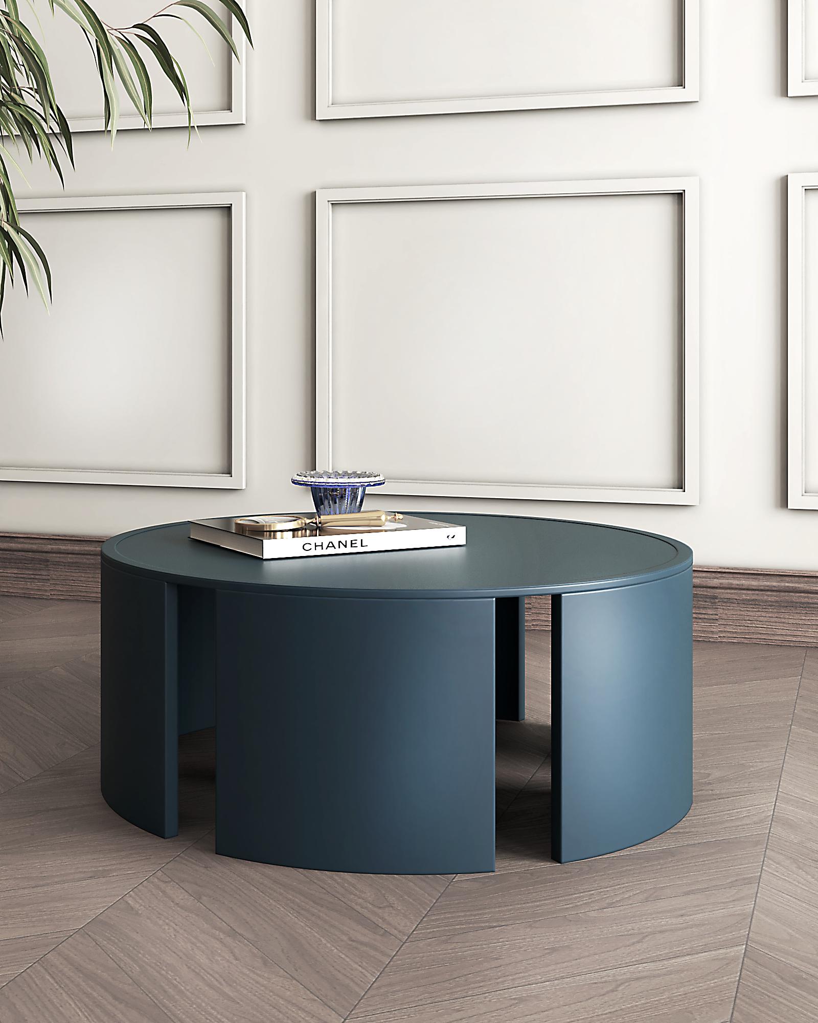 Table basse ÇA-Y-EST par Studio Uwe Gaertner
Dimensions : Ø 80 x H 32 cm : Ø 80 x H 32 cm.
Matériaux : MDF laqué. 

DESIGN BY STUDIO UWE GAERTNER

La collection de meubles du Studio Uwe Gaertner est une fusion harmonieuse de glamour et de réduction.