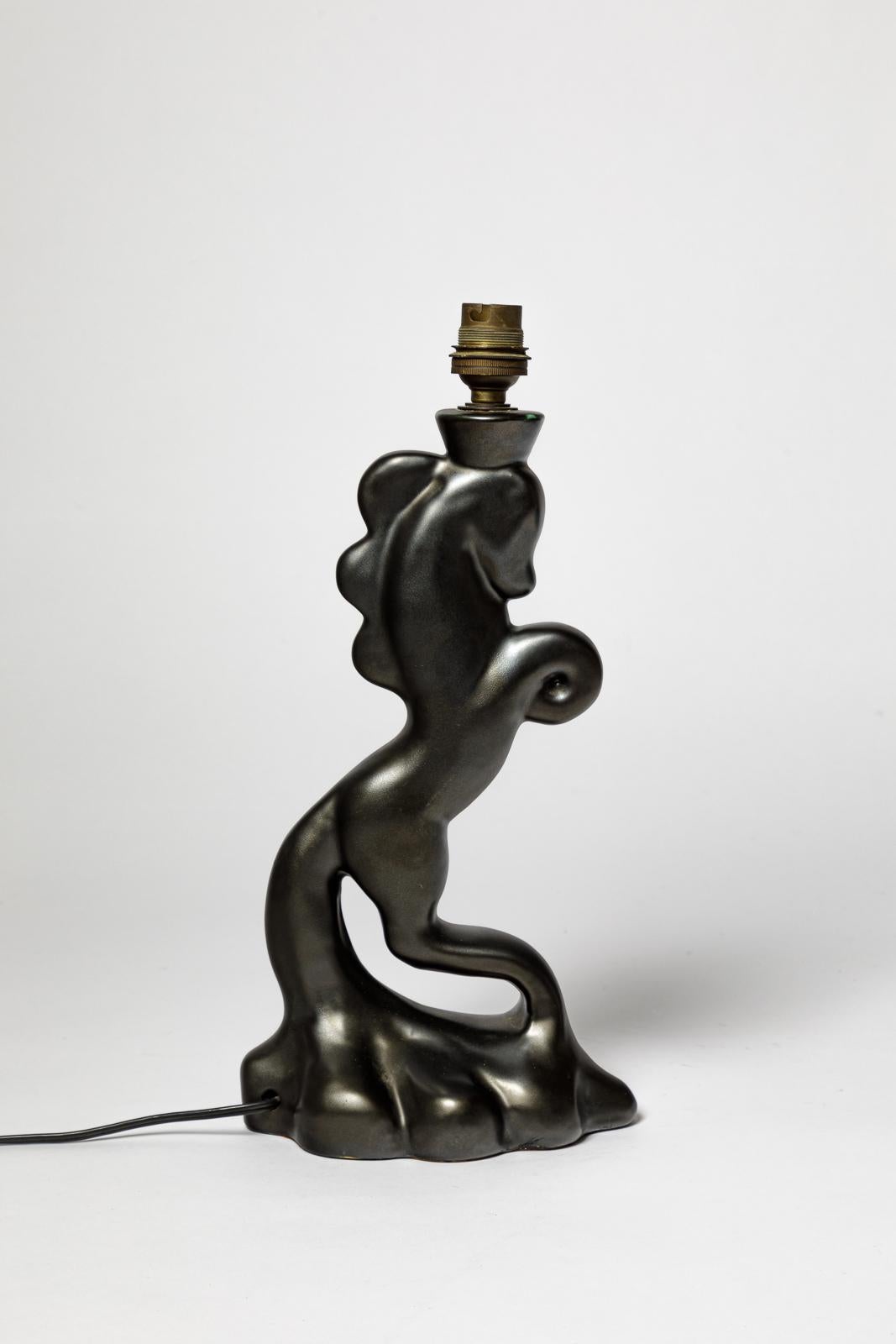Lampada da tavolo in ceramica CAB 20th century design black horse 1950 primavera In condizioni ottime in vendita a Neuilly-en- sancerre, FR