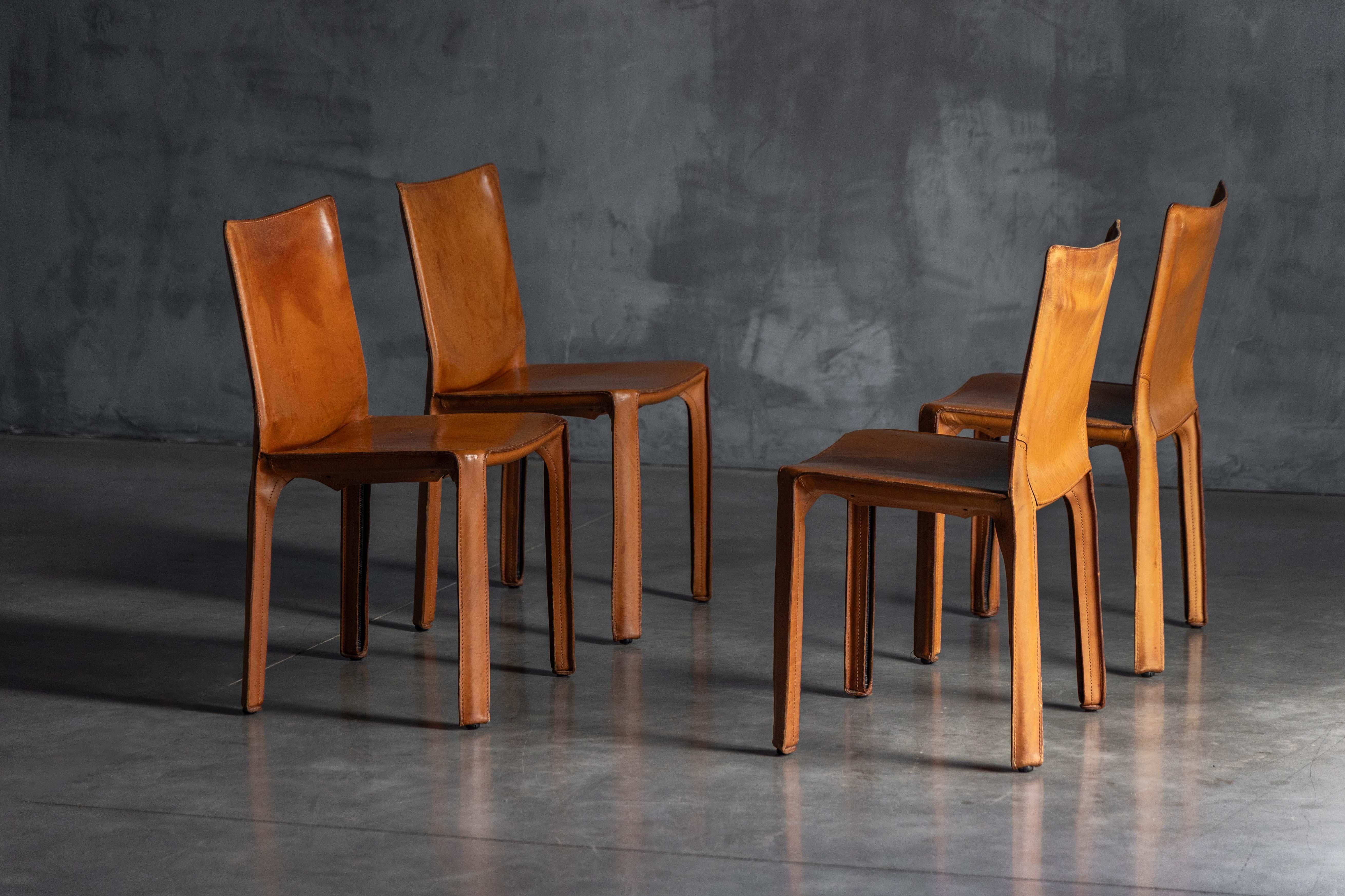 CAB 412 Stühle von Mario Bellini für Cassina, Italien, 1970er Jahre im Angebot 3