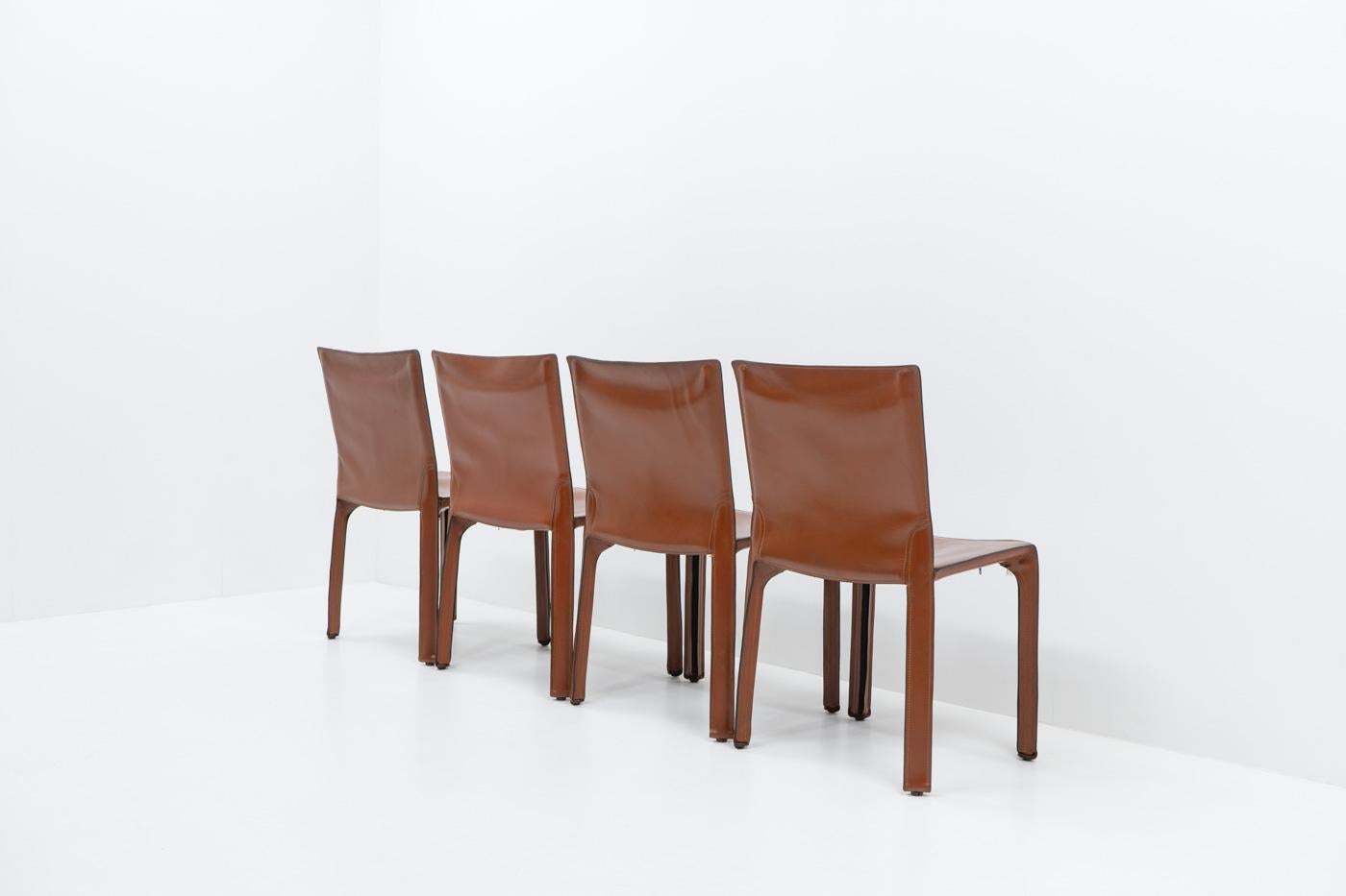 Cab 412 Chairs by Mario Bellini for Cassina, Set of Four In Fair Condition In Renens, CH