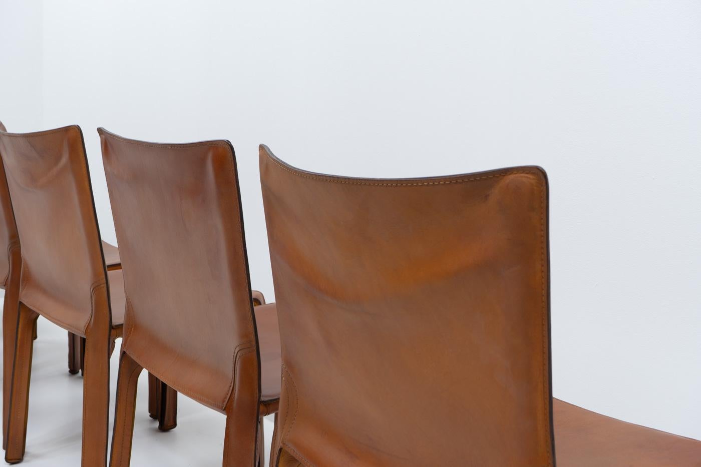 Italian Design Classic Cab 412 Chairs by Mario Bellini for Cassina, Set of Six For Sale 10