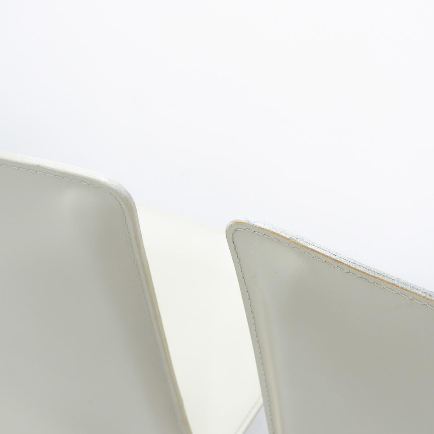 Cab 412 Chairs in Cream Leather by Mario Bellini for Cassina, Set of 4 For Sale 4
