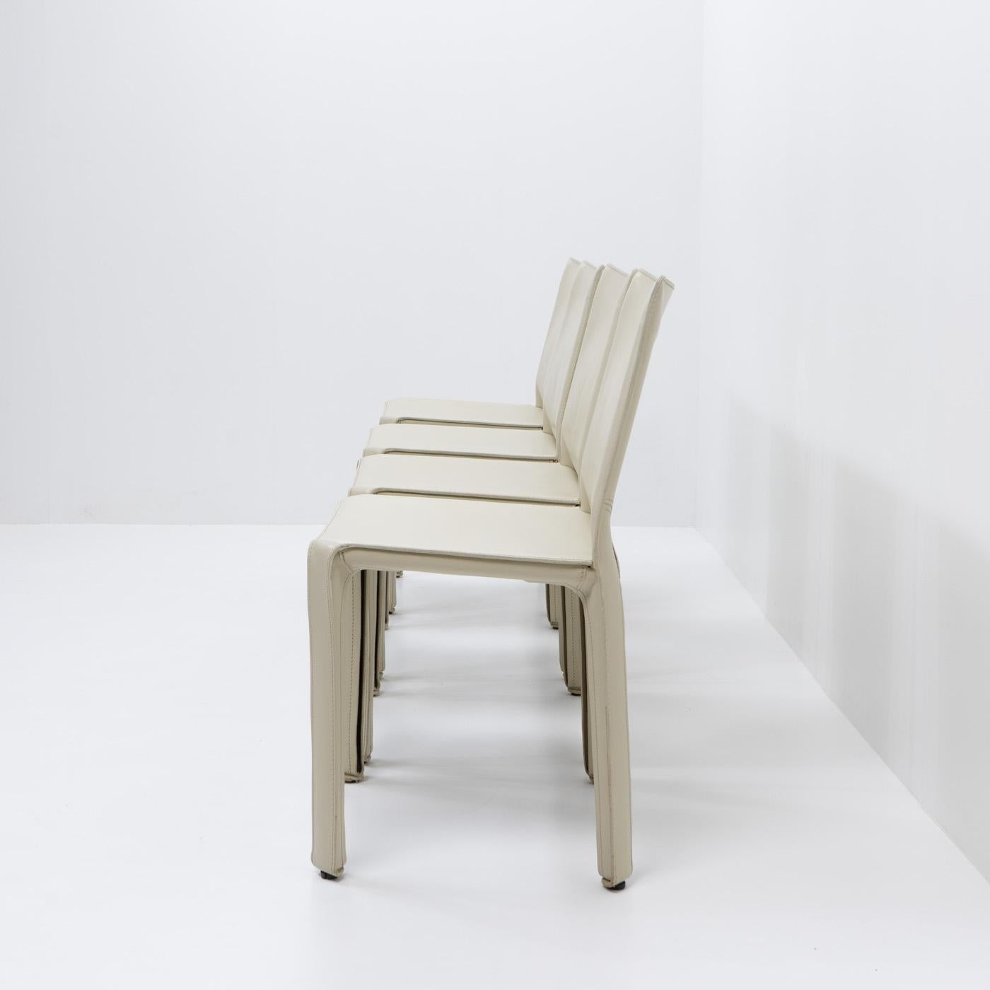 Late 20th Century Cab 412 Chairs in Cream Leather by Mario Bellini for Cassina, Set of 4 For Sale